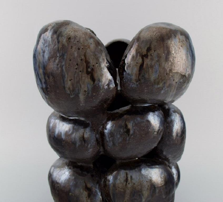 Christina Muff, Ceramista Contemporánea Danesa, Gran Jarrón Escultural Único Glaseado en venta