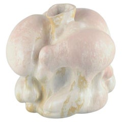 Christina Muff, large bottle-shaped vessel made from stoneware clay.