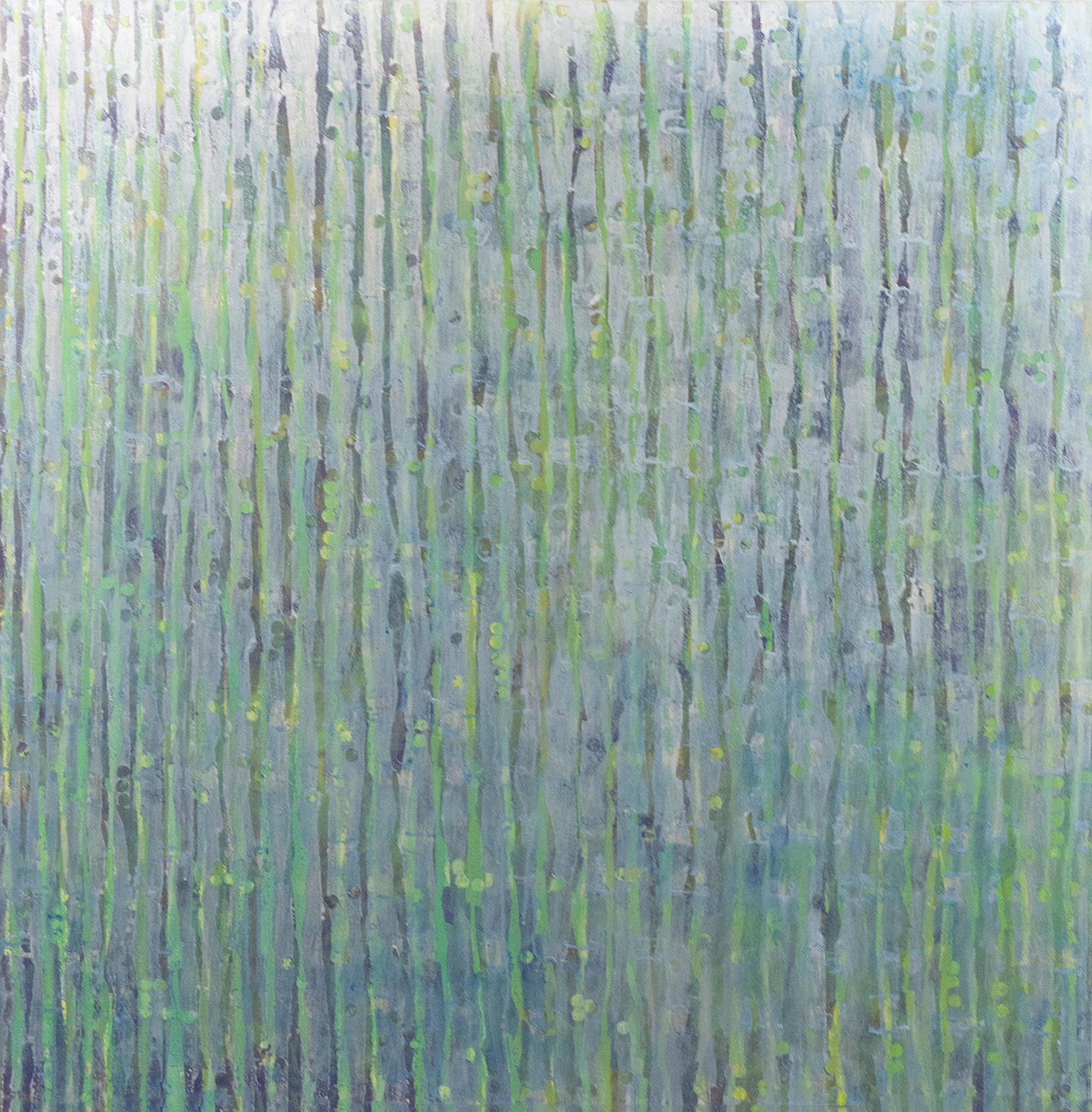 Questo quadro astratto di Christine Averill-Green è una bellissima combinazione di strati di verde, blu e viola. Le lunghe strisce organiche che compongono questo pezzo contemporaneo ricordano le viti e la vernice metallica utilizzata fa sì che il