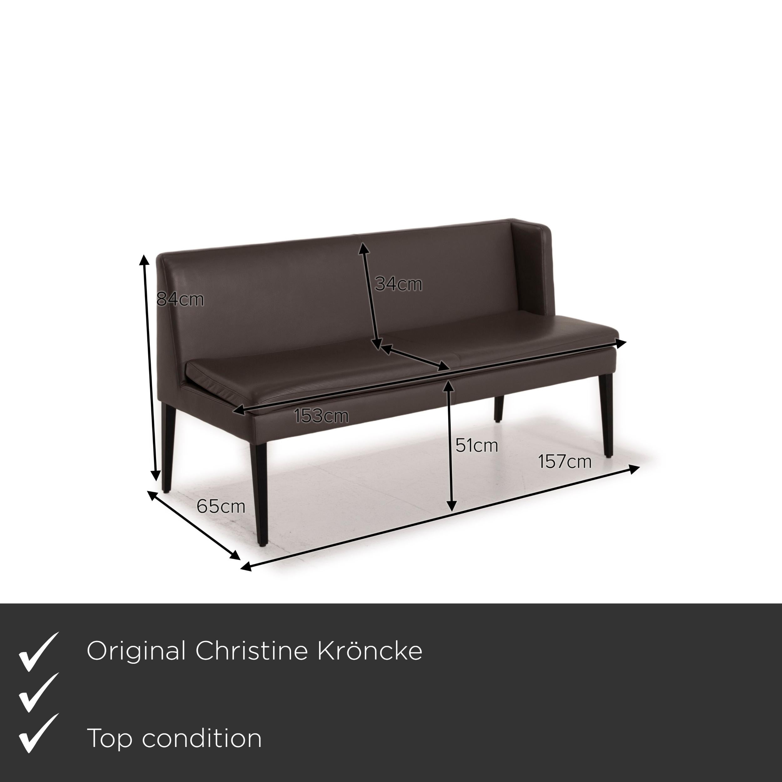 We present to you a Christine Kröncke Dinegra leather bench gray Bench dark gray.


 Product measurements in centimeters:
 

Depth: 65
Width: 157
Height: 84
Seat height: 51
Rest height:
Seat depth: 46
Seat width: 153
Back height: 34.
 