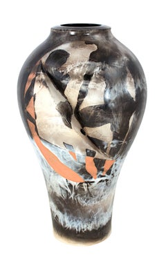 ""Tall Jar with Figures", Original Keramik, signiert von Christine LePage