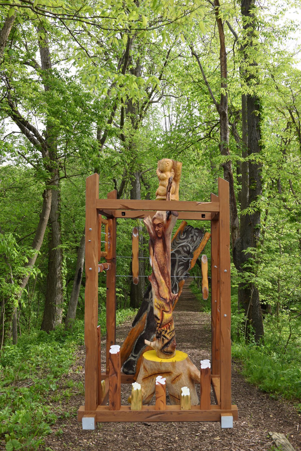 Découpeur de bois et défilé - Sculpture de Christine Perri
