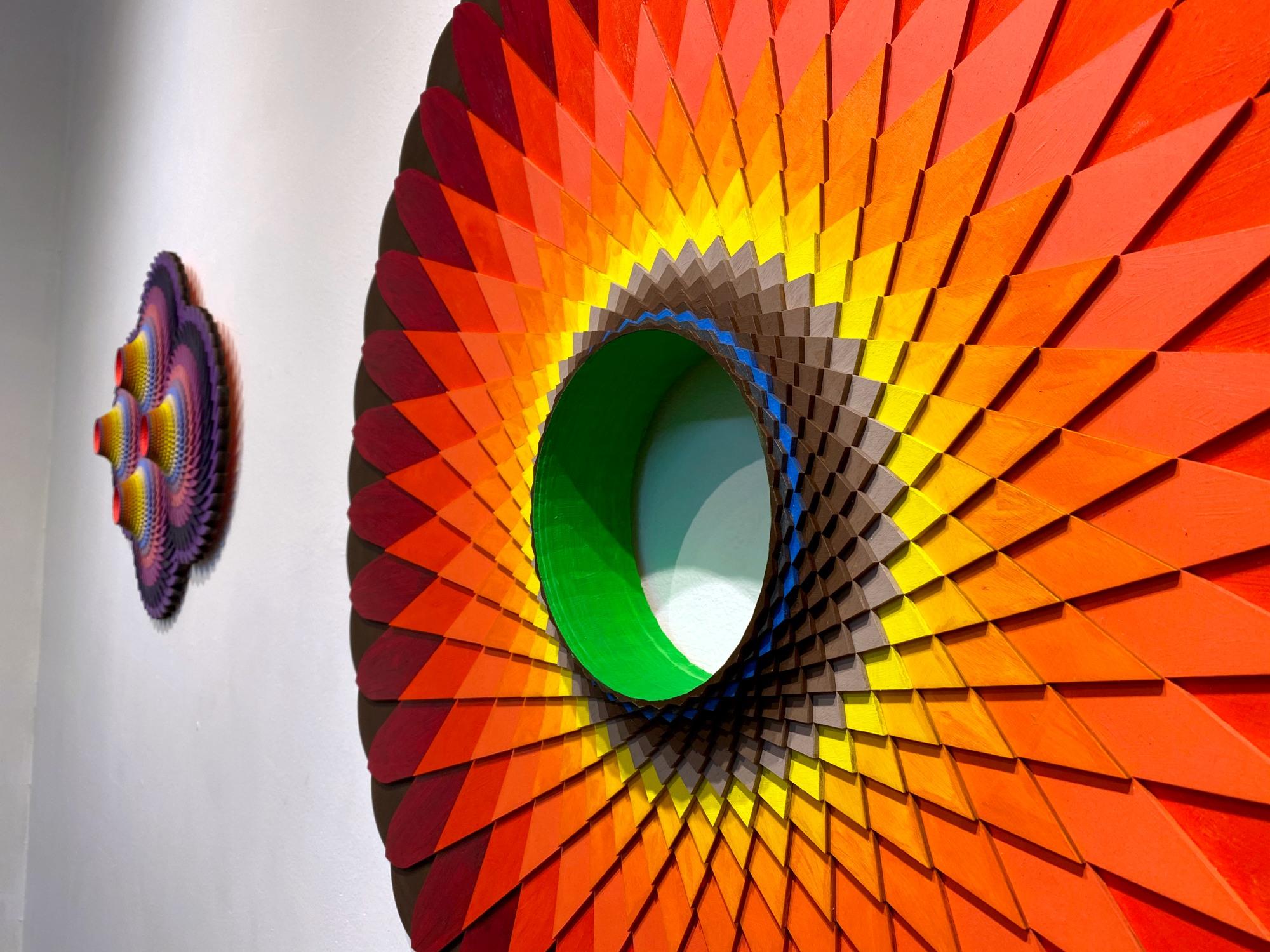 Flame, Acrylic on Wood, Circular geometric Wall sculpture by Christine Romanell For Sale 2