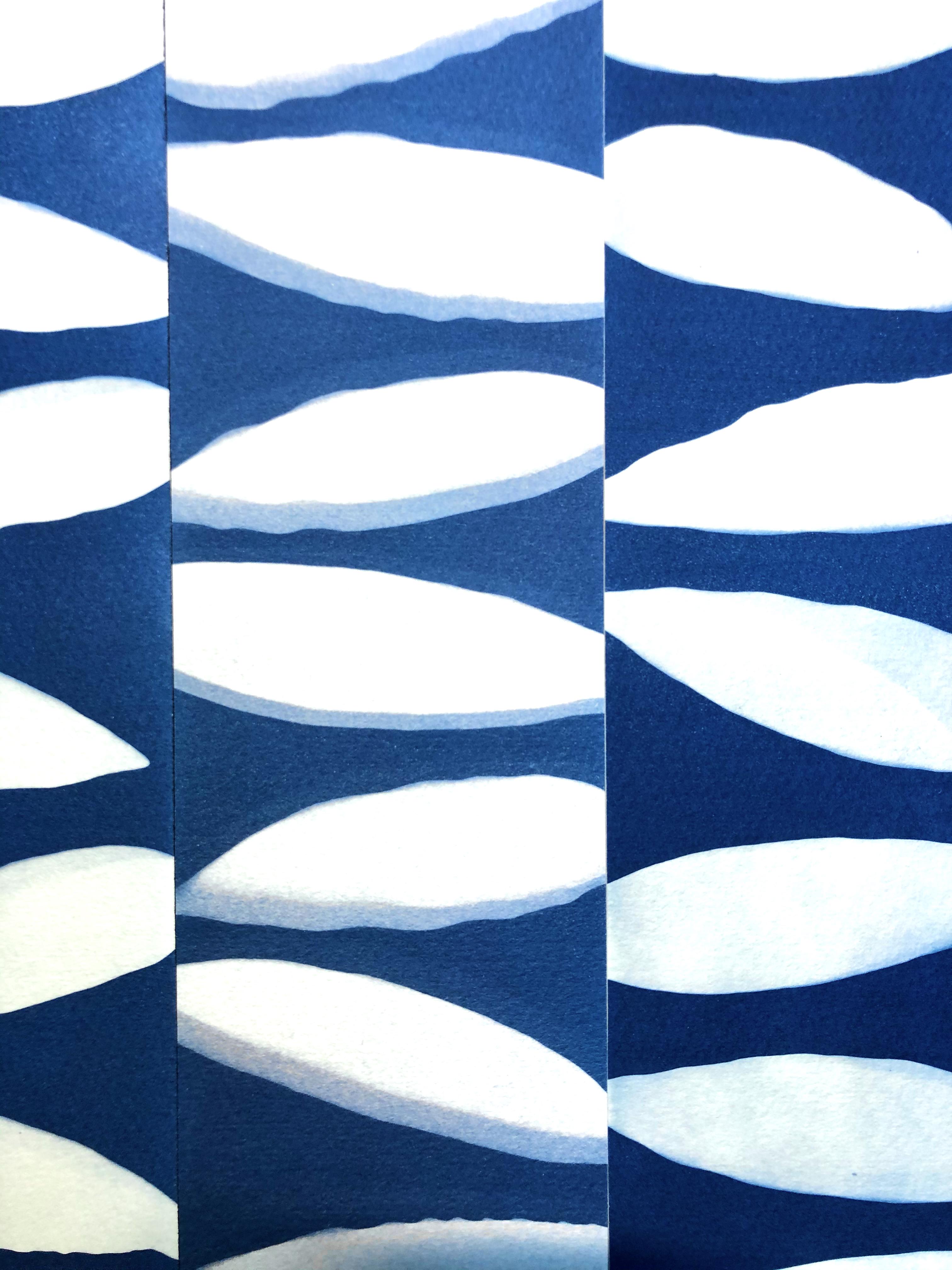 Blue and White (collage monotipo singolo di 16 x 16 pollici montato su pannello di legno) - Print Minimalismo di Christine So