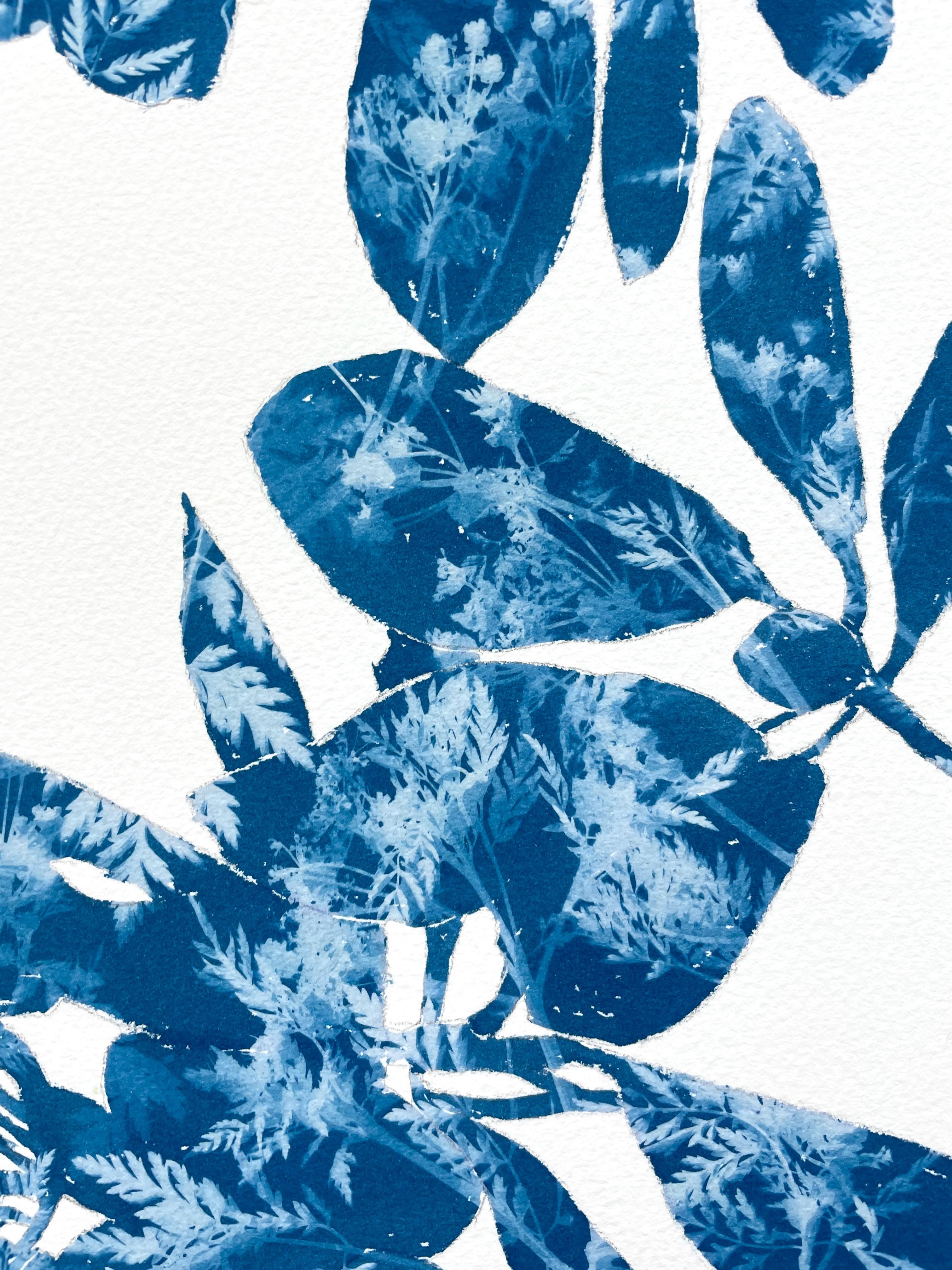 Rododendro primaverile II (dipinto in cianotipia 18 x 12 pollici) - Painting Contemporaneo di Christine So
