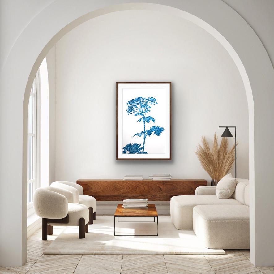 Bosques de verano III (pintura cianotipia de 40 x 26 pulgadas) en venta 5