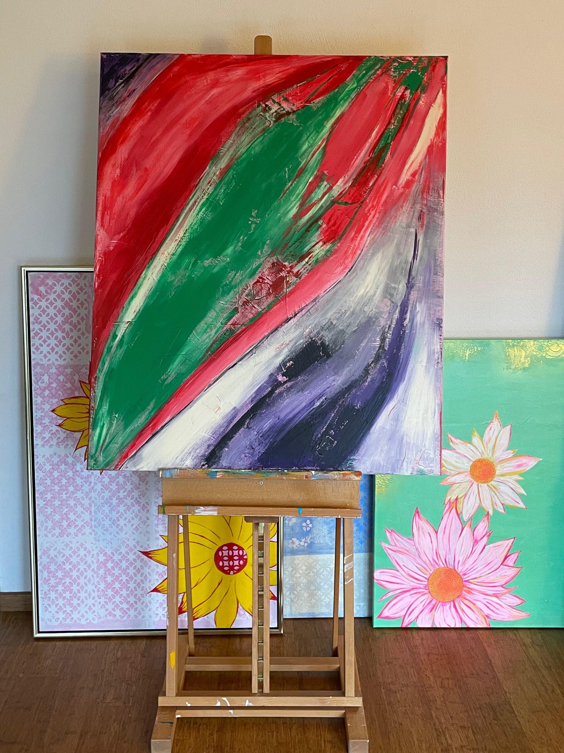 I had the idea to paint a triptych, but they should be independent , too. I used bright red , green and violet, some black and ivory, too.
This work is very personal and , it is abstract - so everybody can see what she/he likes to see in it. You
