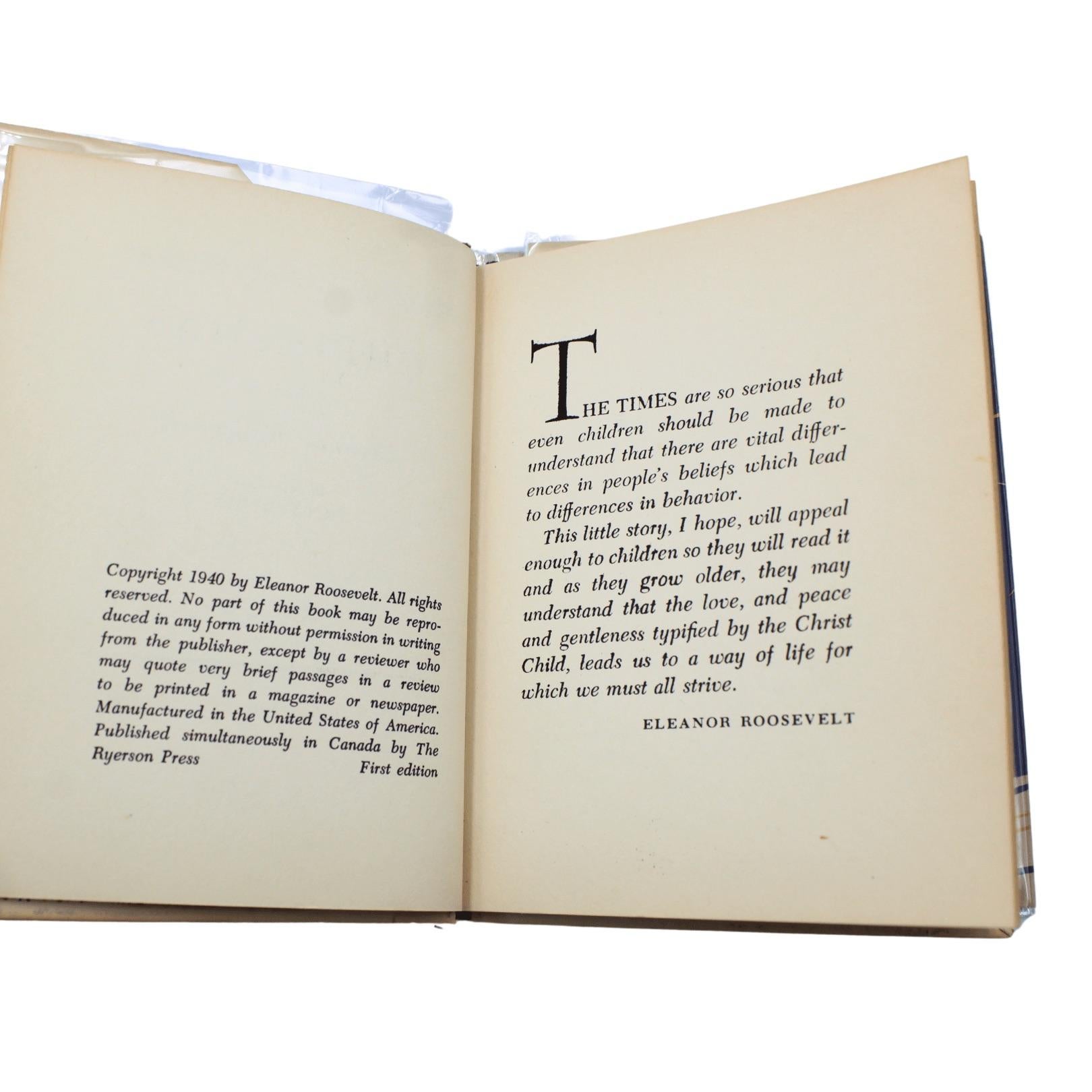 Papier « Christmas: A Story, d'Eleanor Roosevelt, première édition, dans sa veste de protection originale en vente