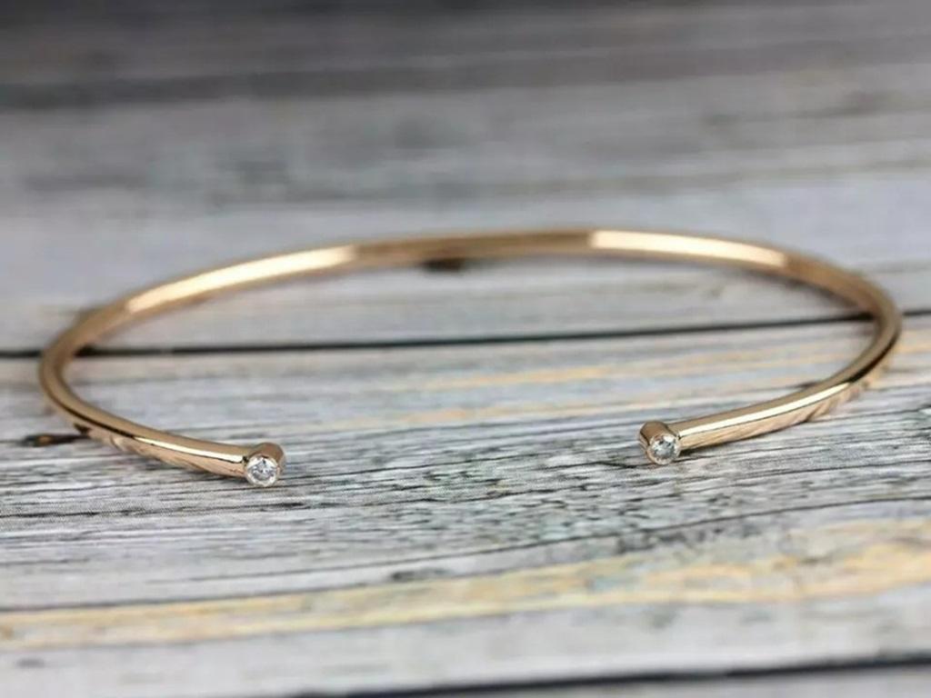 Round Cut Christmas Gift For Mother Diamond Cuff Bangle Bracelet 14K Yellow Gold Jewelry For Sale