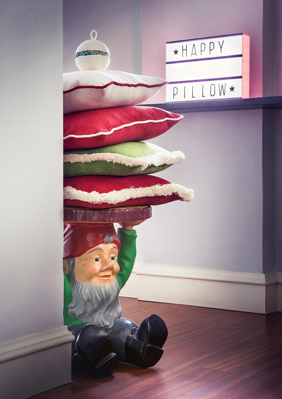 Modern Christmas Happy Pillow Red Velvet and White Fringes For Sale