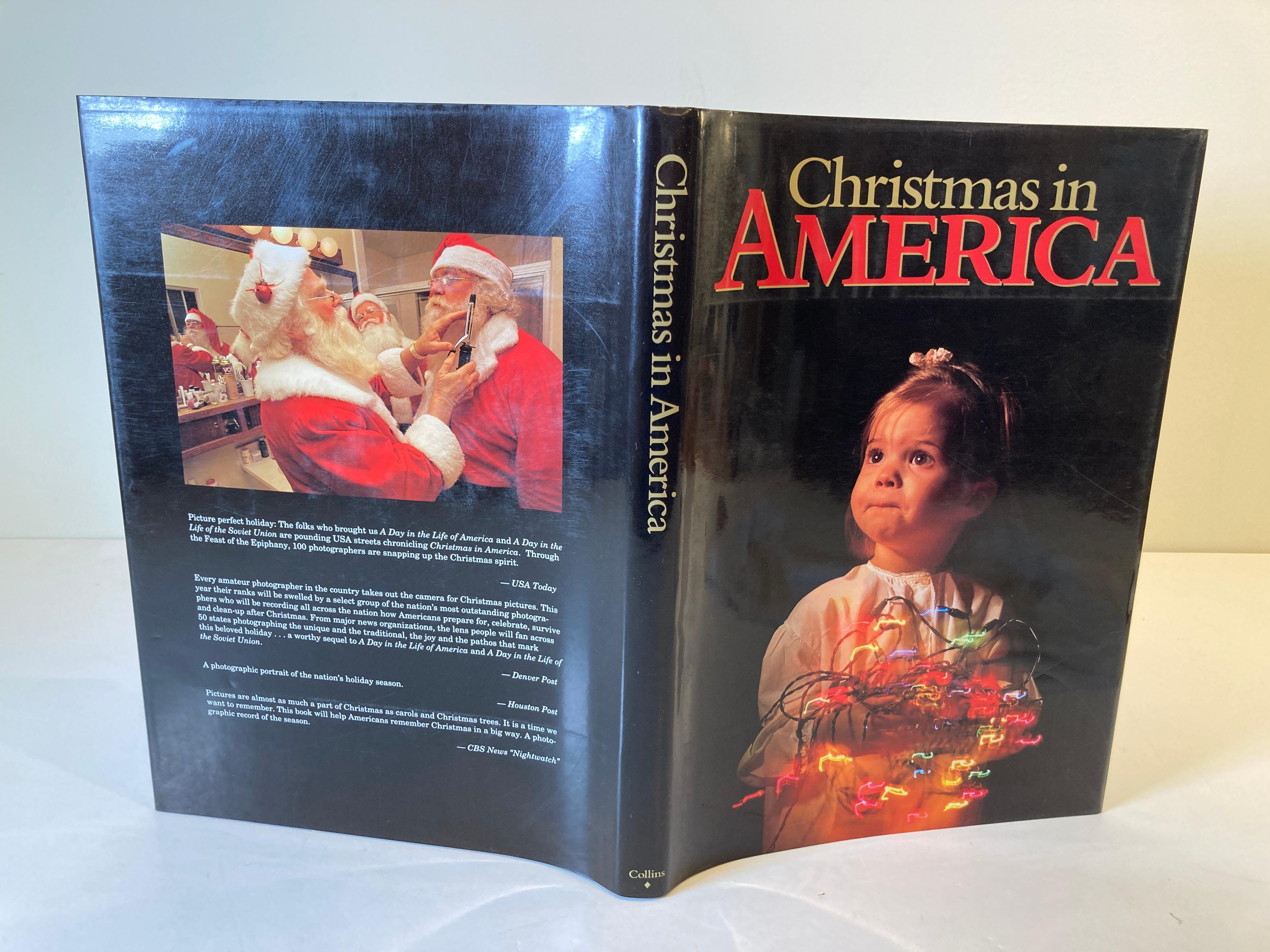 Christmas in America Vintage Hardcover Book 1988 First Printing Edition In Good Condition For Sale In North Hollywood, CA