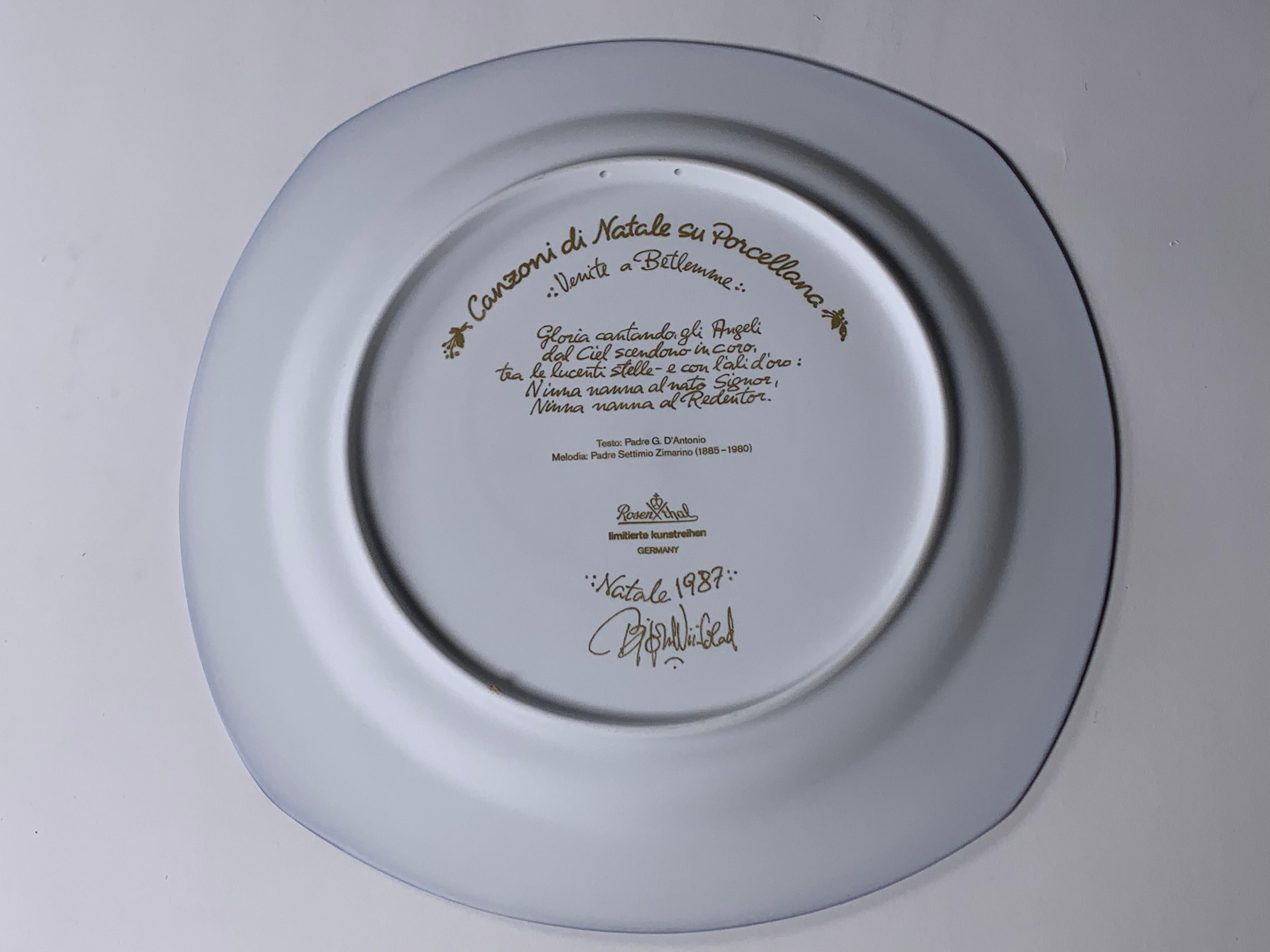 Christmas Songs Plate by Bjorn Wiinblad for Rosenthal from 1987 In Excellent Condition For Sale In Milan, Italy