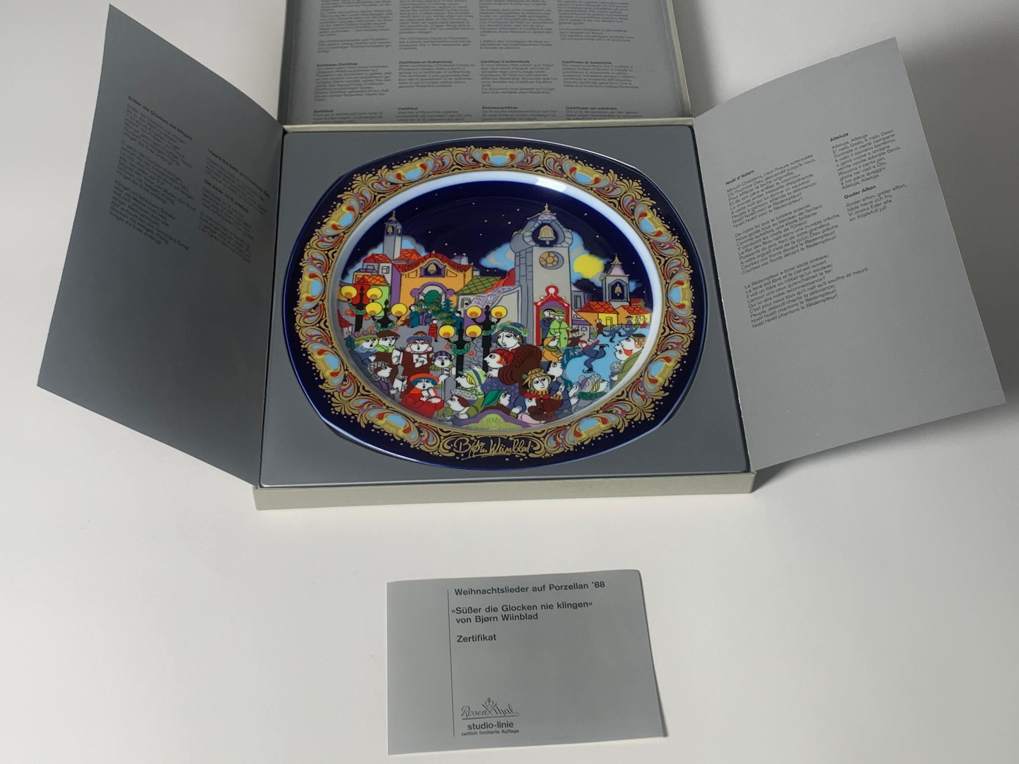 Porcelain Christmas plate from 1988 by Bjorn Wiinblad made by the German manufacturer Rosenthal. The dish is titled “I Heard the Bells on Christmas Day” and is reason no. 6 of the series. When Rosenthal asked the Danish artist to illustrate a new