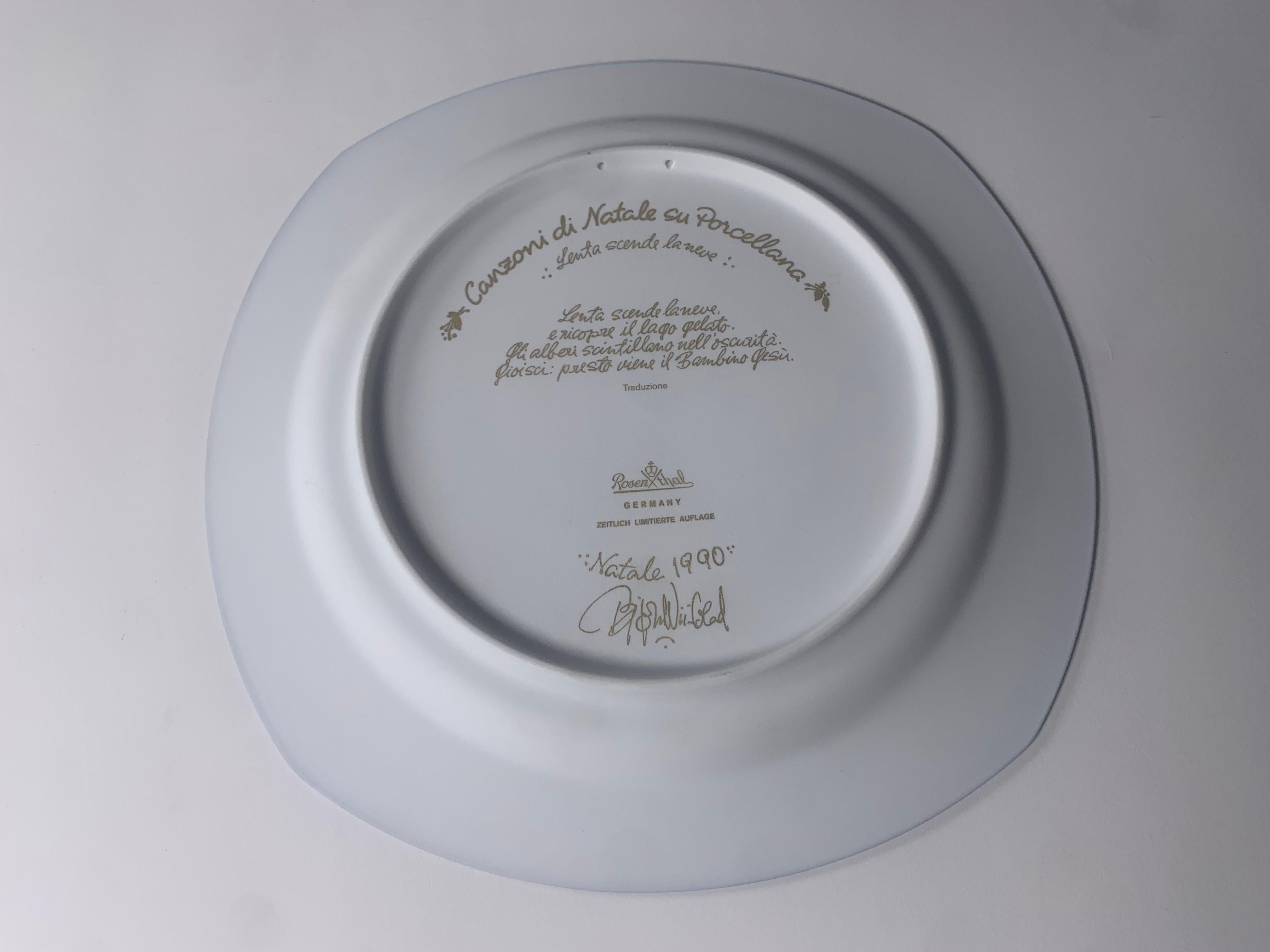Christmas Songs Plate by Bjorn Wiinblad for Rosenthal from 1990 In Excellent Condition For Sale In Milan, Italy