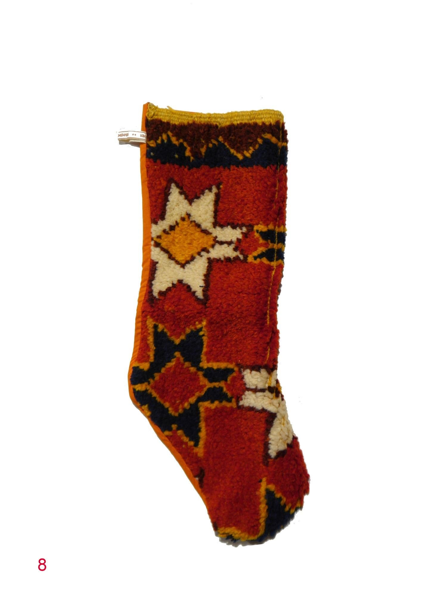 Weihnachts Stocking Einzigartiger marokkanischer Berber-Vitrine-Teppich aus den 1970er Jahren (Stammeskunst) im Angebot