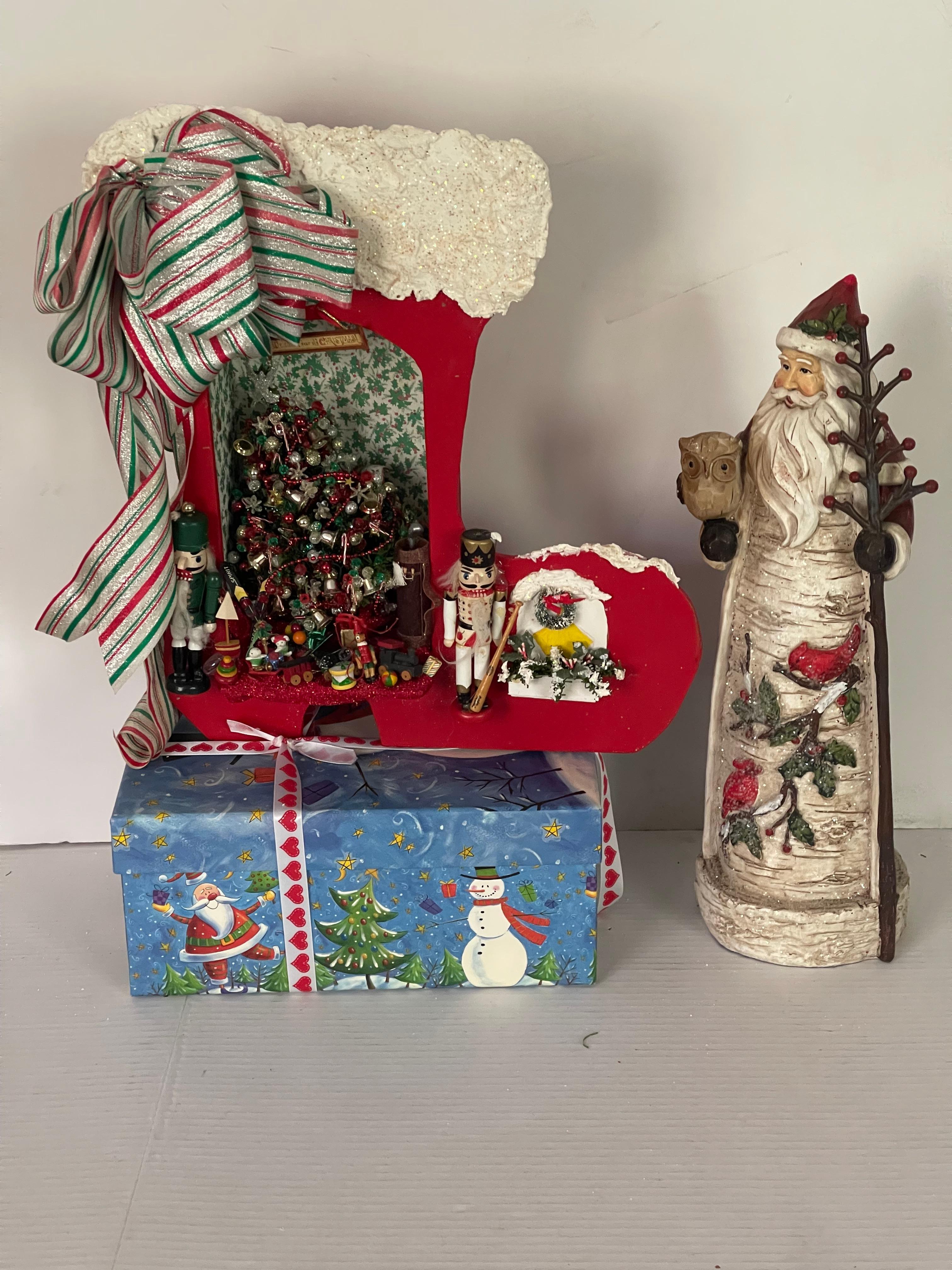 Classico americano Giocattoli di Natale Babbo Natale Albero in Miniatura con Luci in vendita