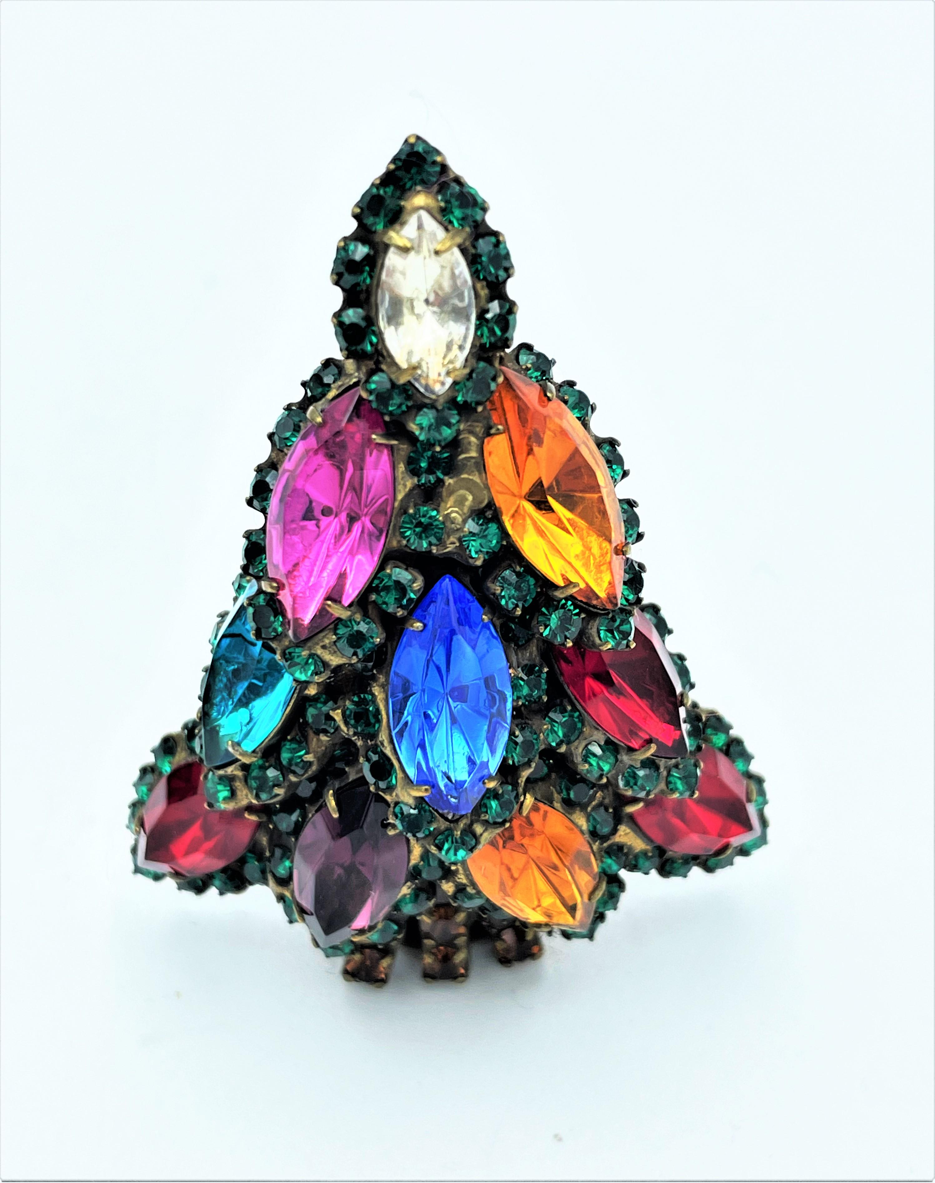 Christmas tree brooch by Dorothy Bauer Calif. Austrian crystal stones, 2000s 2