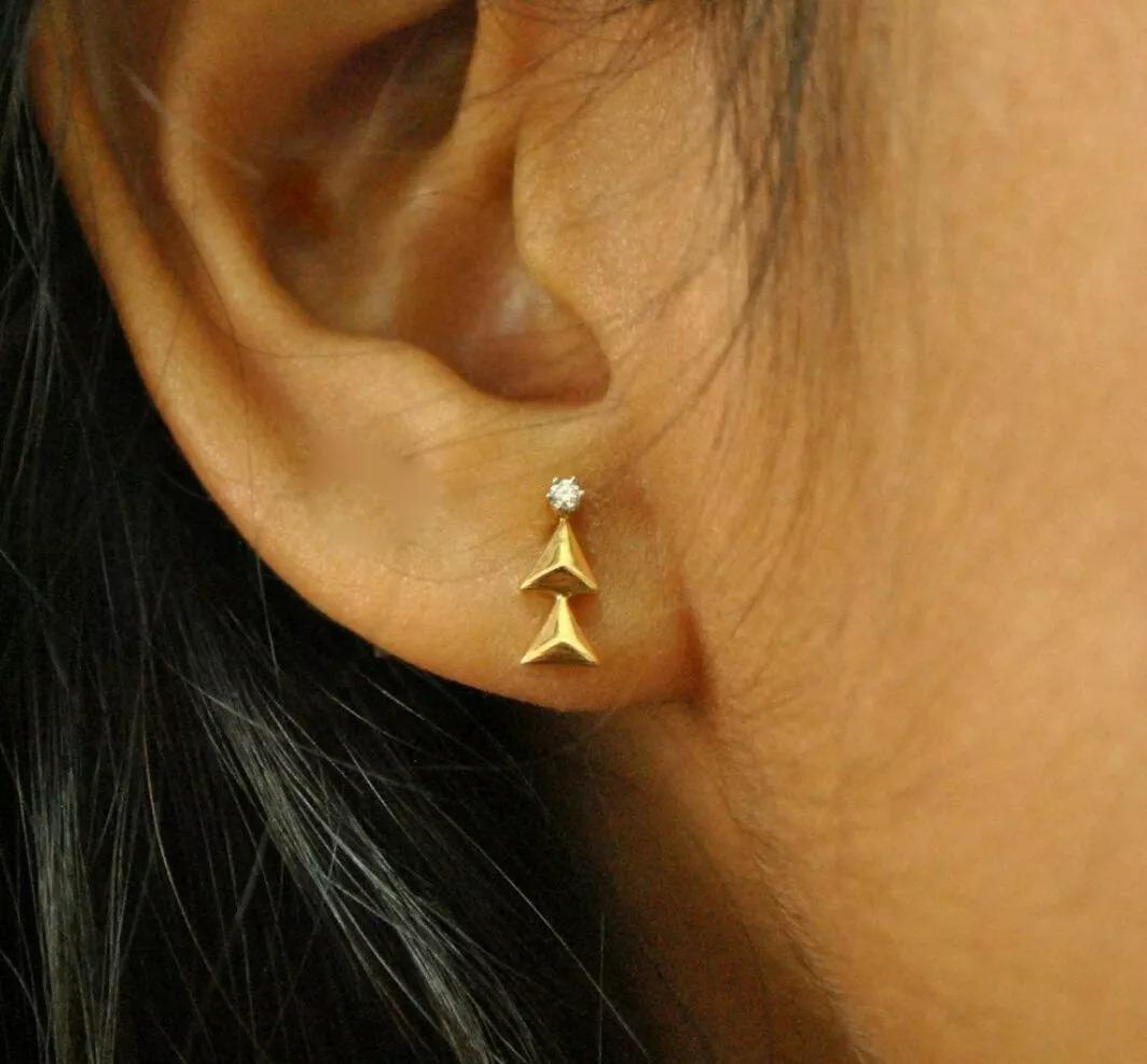 Christmas Tree Diamond Ear Stud Earrings in 14k Gold In New Condition For Sale In Chicago, IL