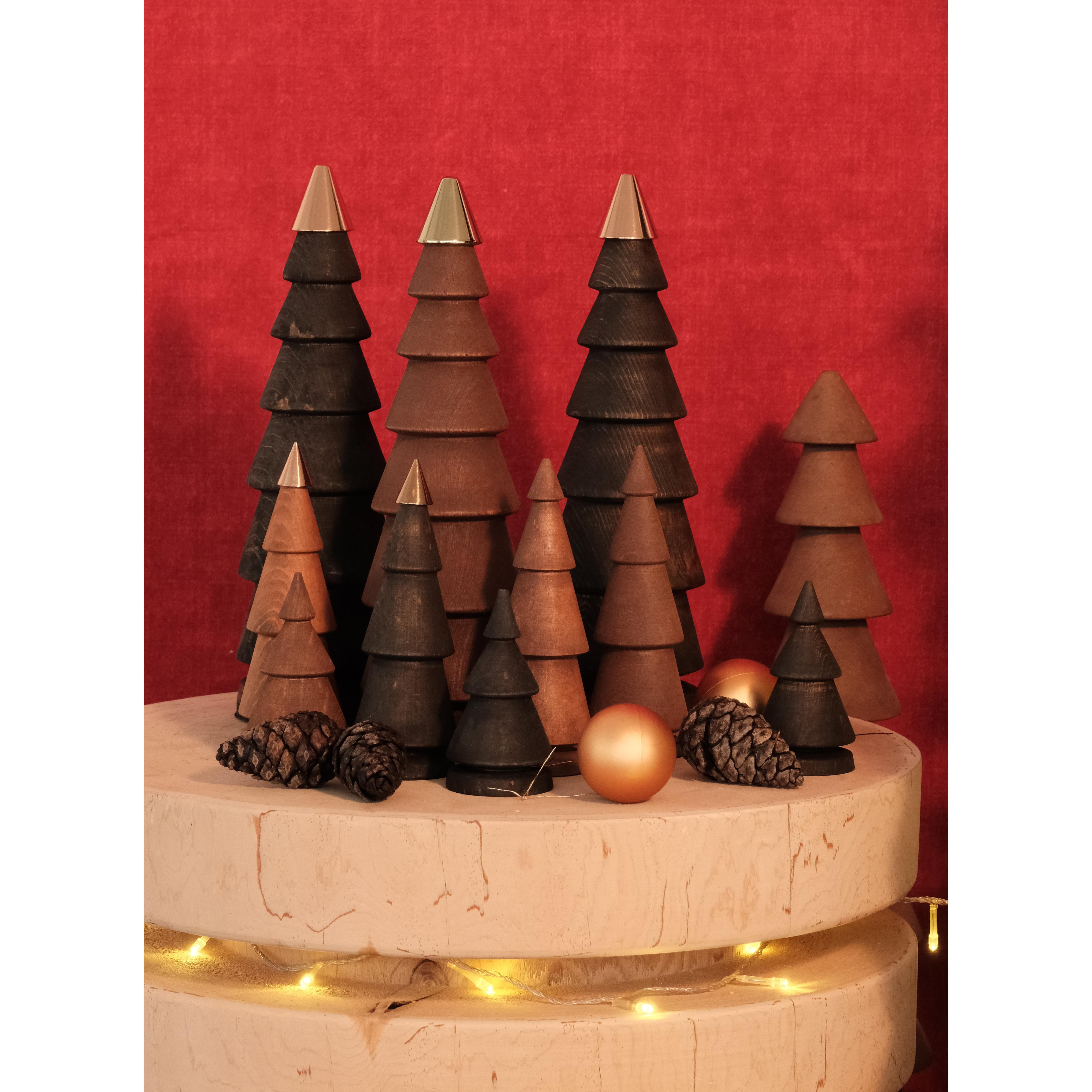 Fatto a mano Albero di Natale con testata in ottone  Grande, Marrone, Cedro in vendita