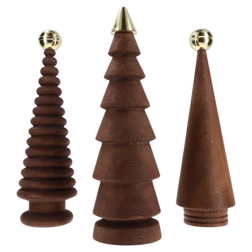 Albero di Natale con testata in ottone  Grande, Marrone, Cedro in vendita