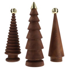 Christmas Tree with Brass Headboard  Large, Brown, Cedar 