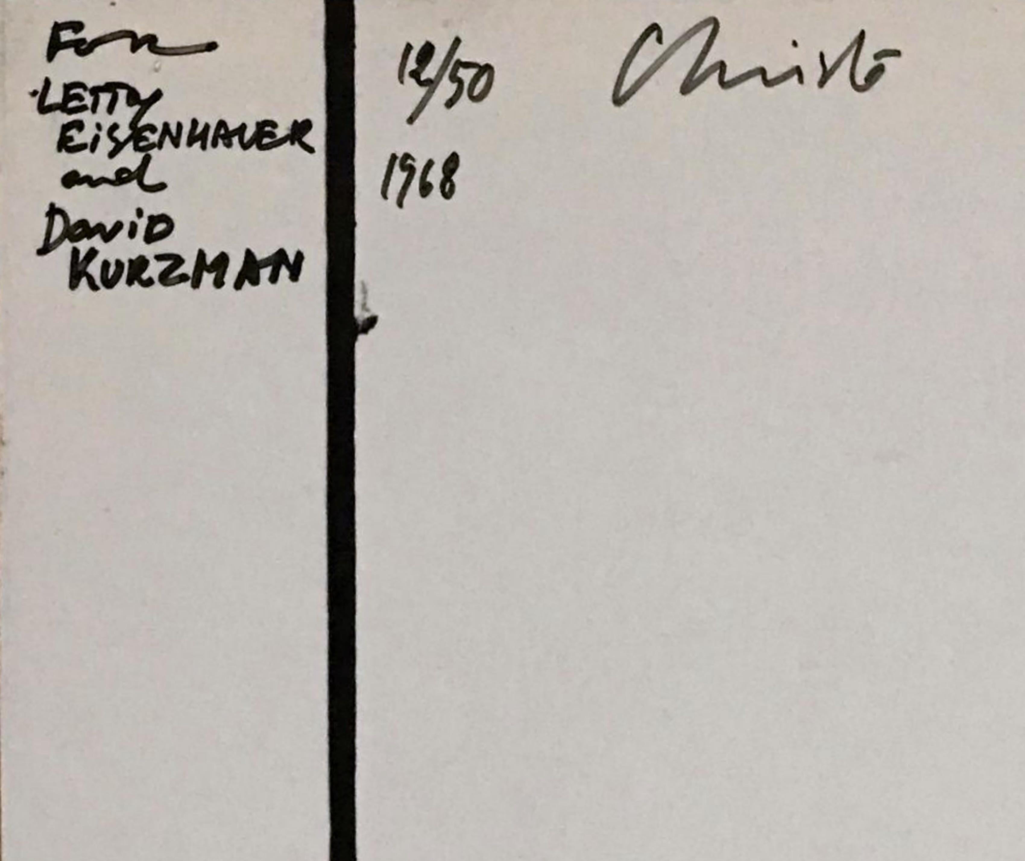 Proyecto para la documenta IV, Impresión en gelatina de plata, Firmado al ex de Roy Lichtenstein - Print Arte pop de Christo and Jeanne-Claude