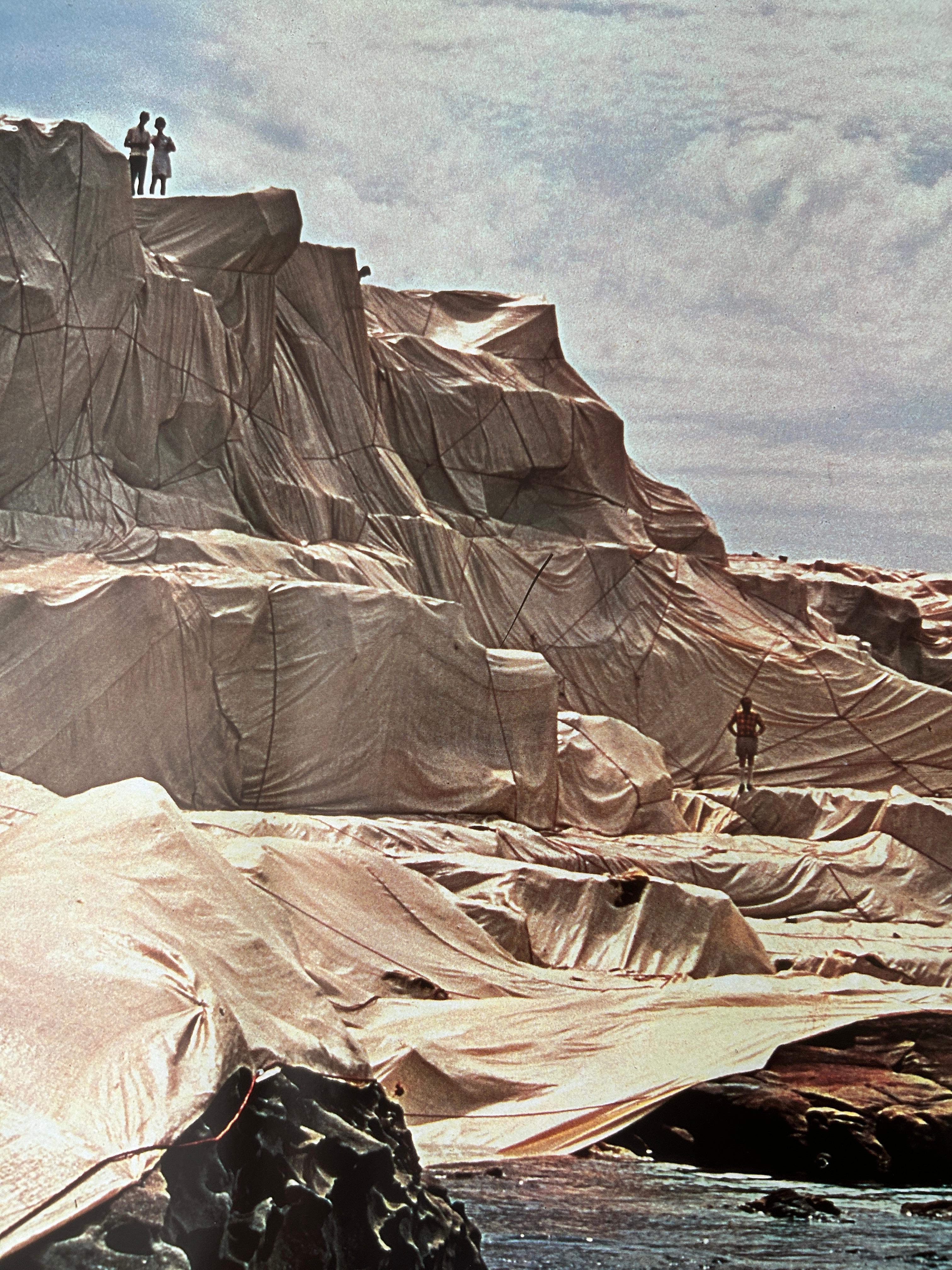 Christo and Jeanne-Claude 'Wrapped Coast' Little Bay, Australia Stampa firmata in vendita 6