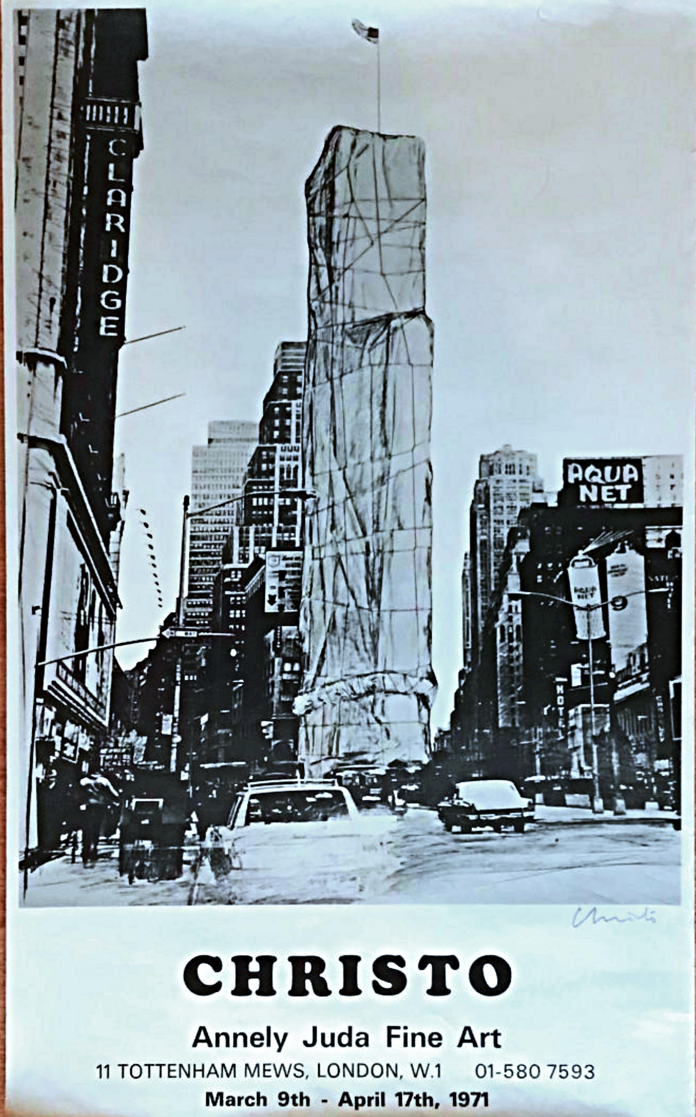 Christo and Jeanne-Claude Abstract Print - Rare 1970s European print, Annely Juda Gallery, London (HAND SIGNED by Christo)