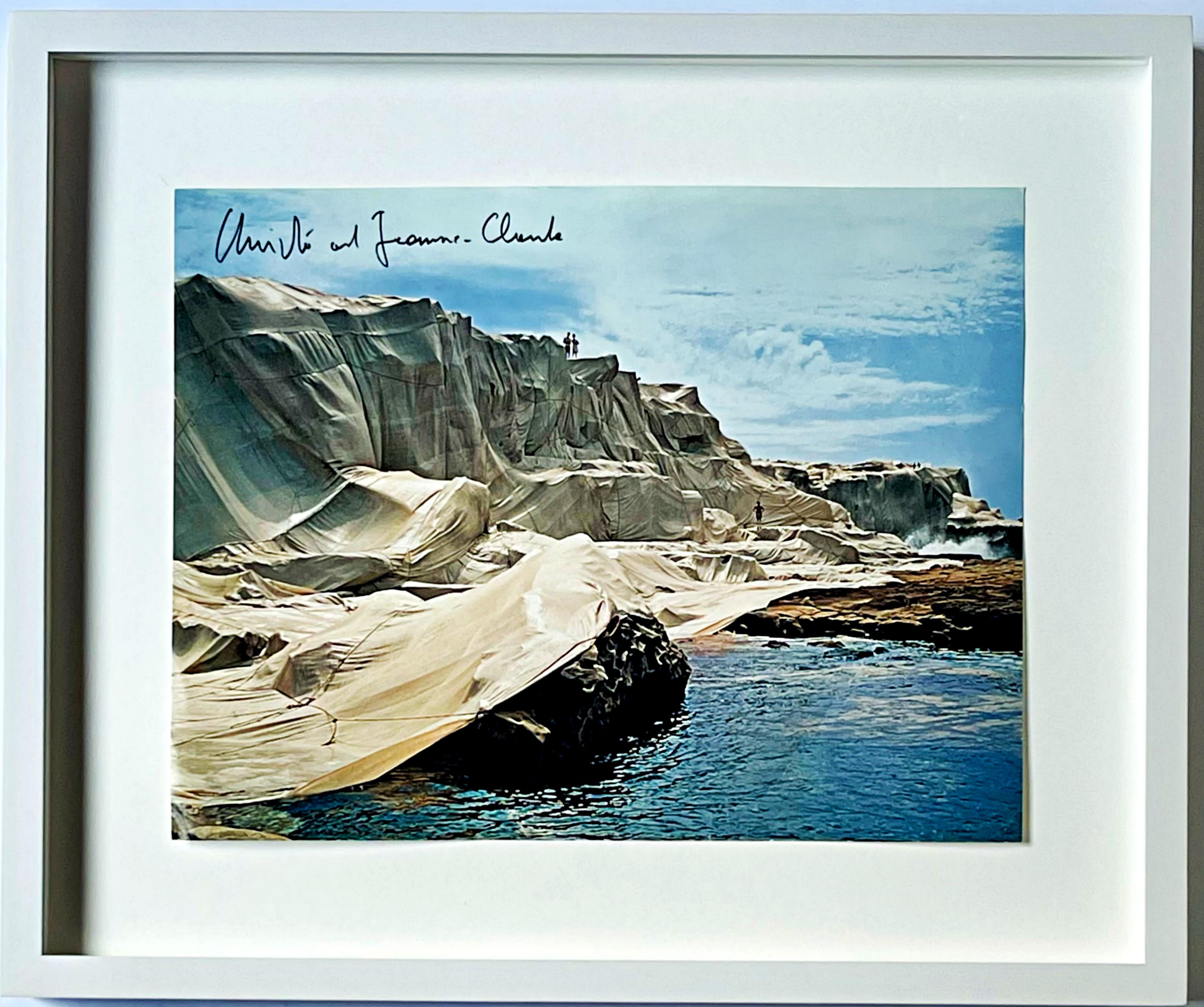 Wrapped Coast - Little Bay, Australia, 1968-9 (Signed Christo and Jeanne-Claude)
Wrapped Coast - Little Bay, Australia, 1968-9 (Hand Signed by Christo and Jeanne-Claude) , 2016
Photographic print
Hand Signed Christo and Jeanne-Claude on the