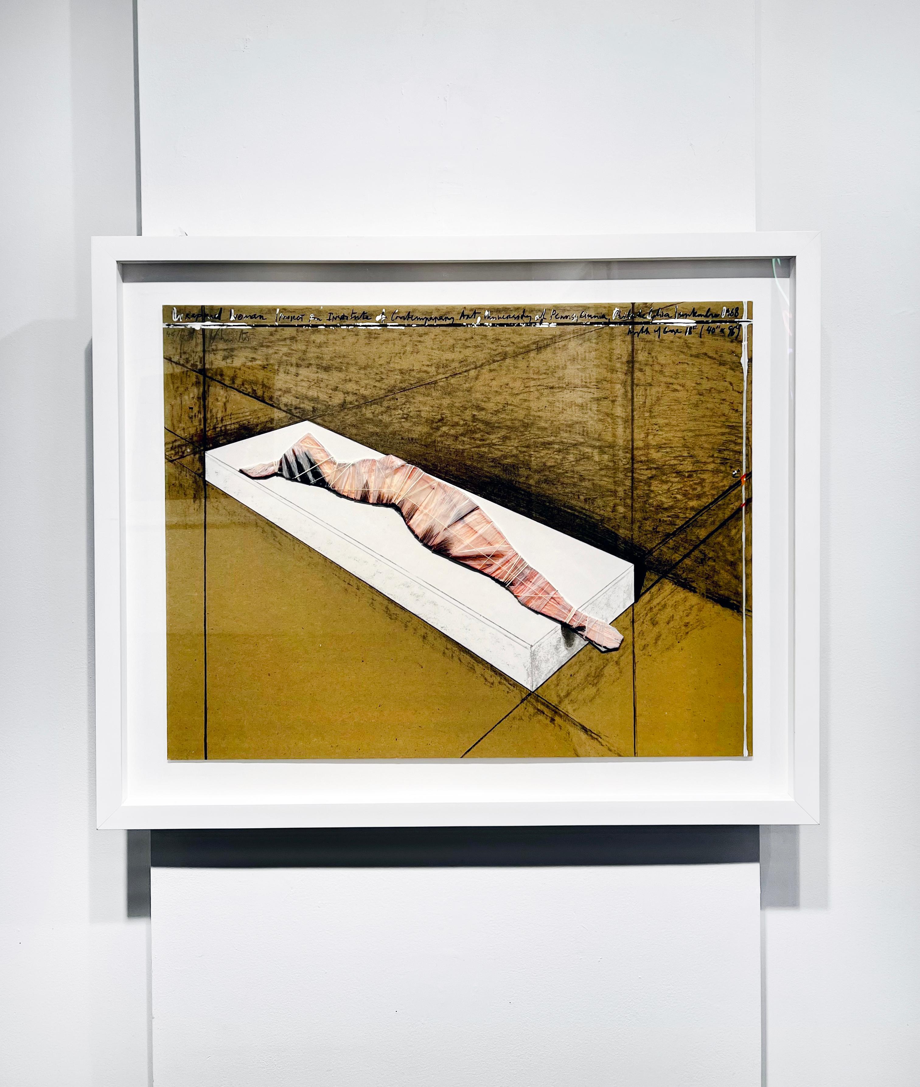 Femme enveloppée - Print de Christo and Jeanne-Claude