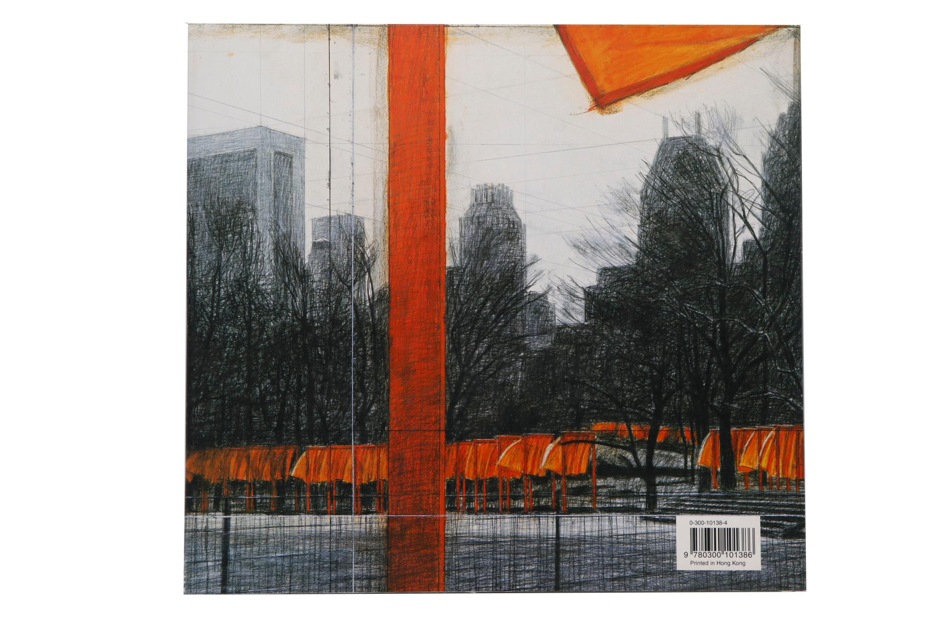 Christo et Jeanne-Claude, Sur le chemin des portes, Central Park, New York. Livre de Jonathan Fineberg avec des photographies de Wolfgang Volz. Publié à l'occasion d'une grande exposition au Metropolitan Museum of Art qui a ouvert ses portes en