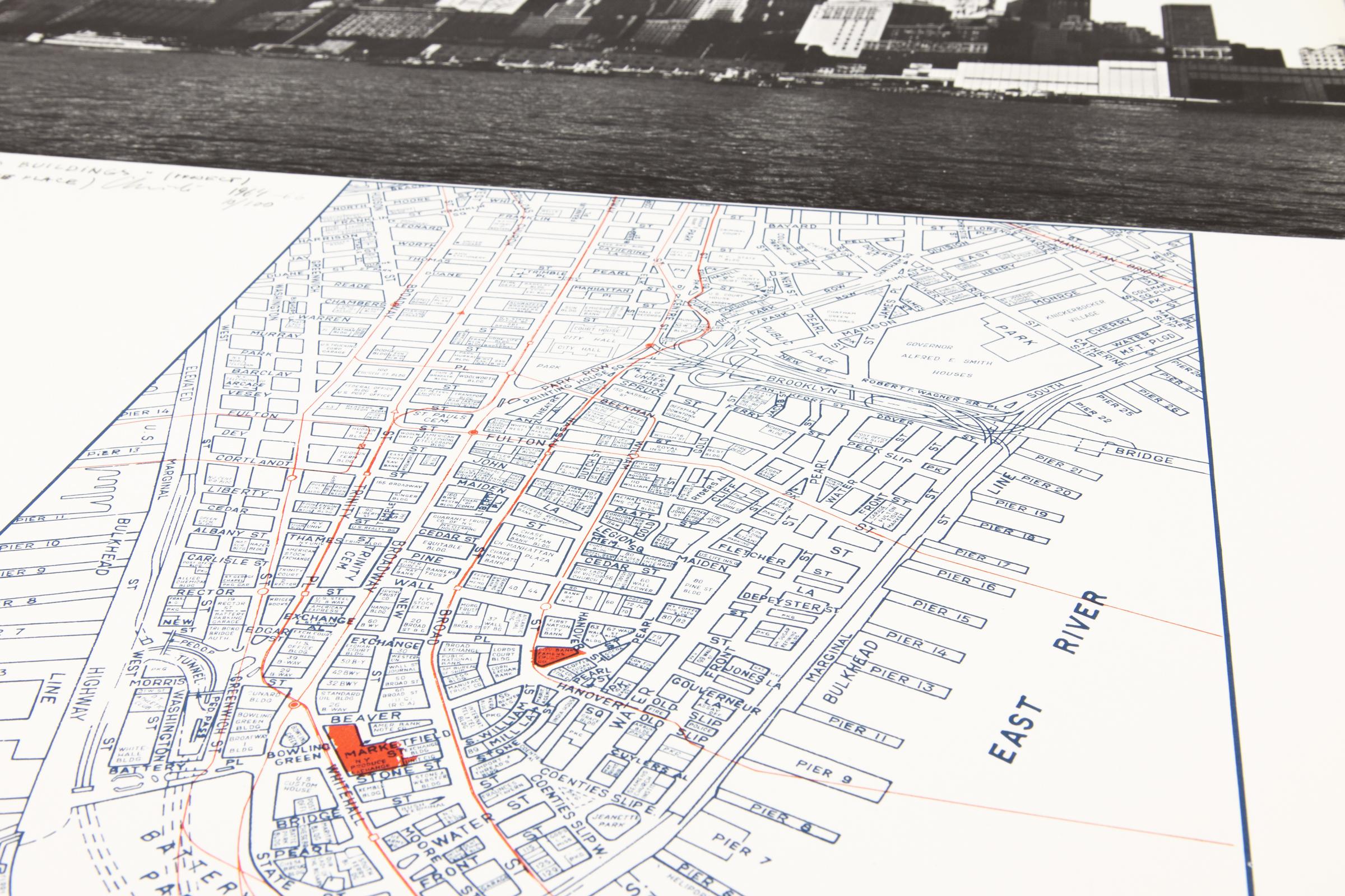 Christo, Edifici di Lower Manhattan (Monumenti) - Stampa firmata 2
