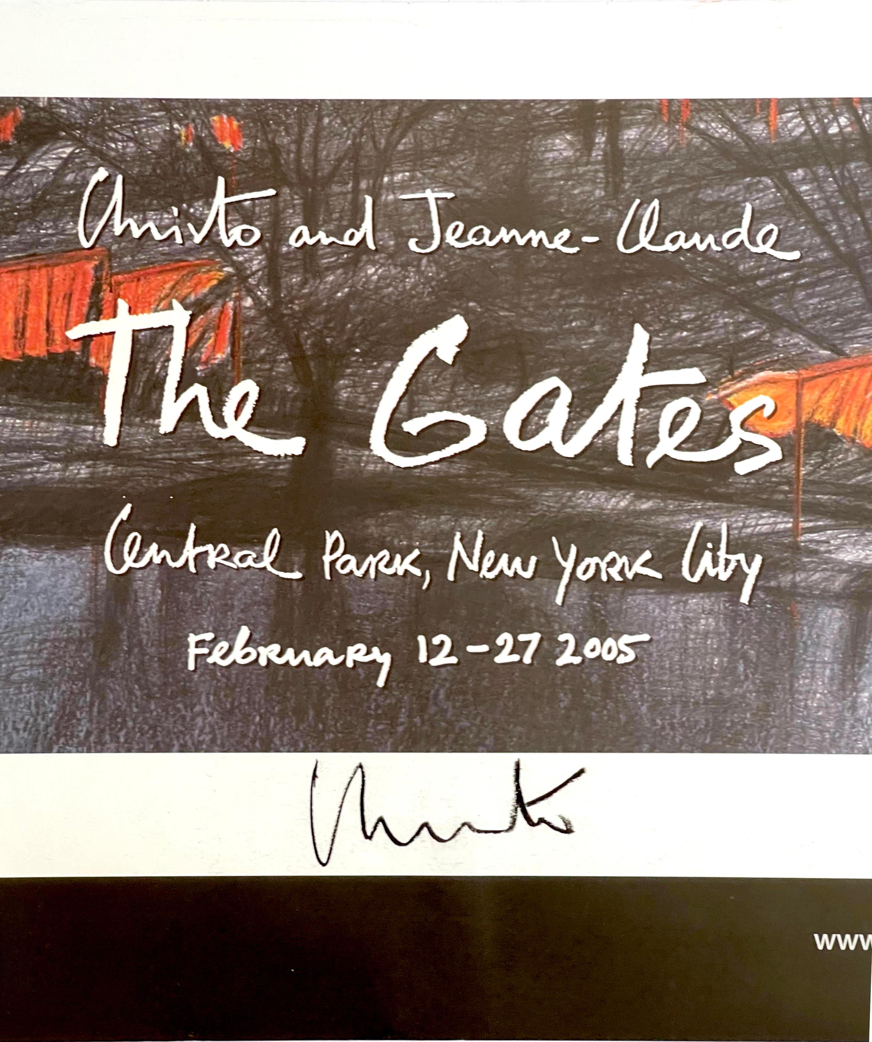 The Gates, bannière du métro de New York (signée à la main par Christo) - estampe historique originale en vente 2