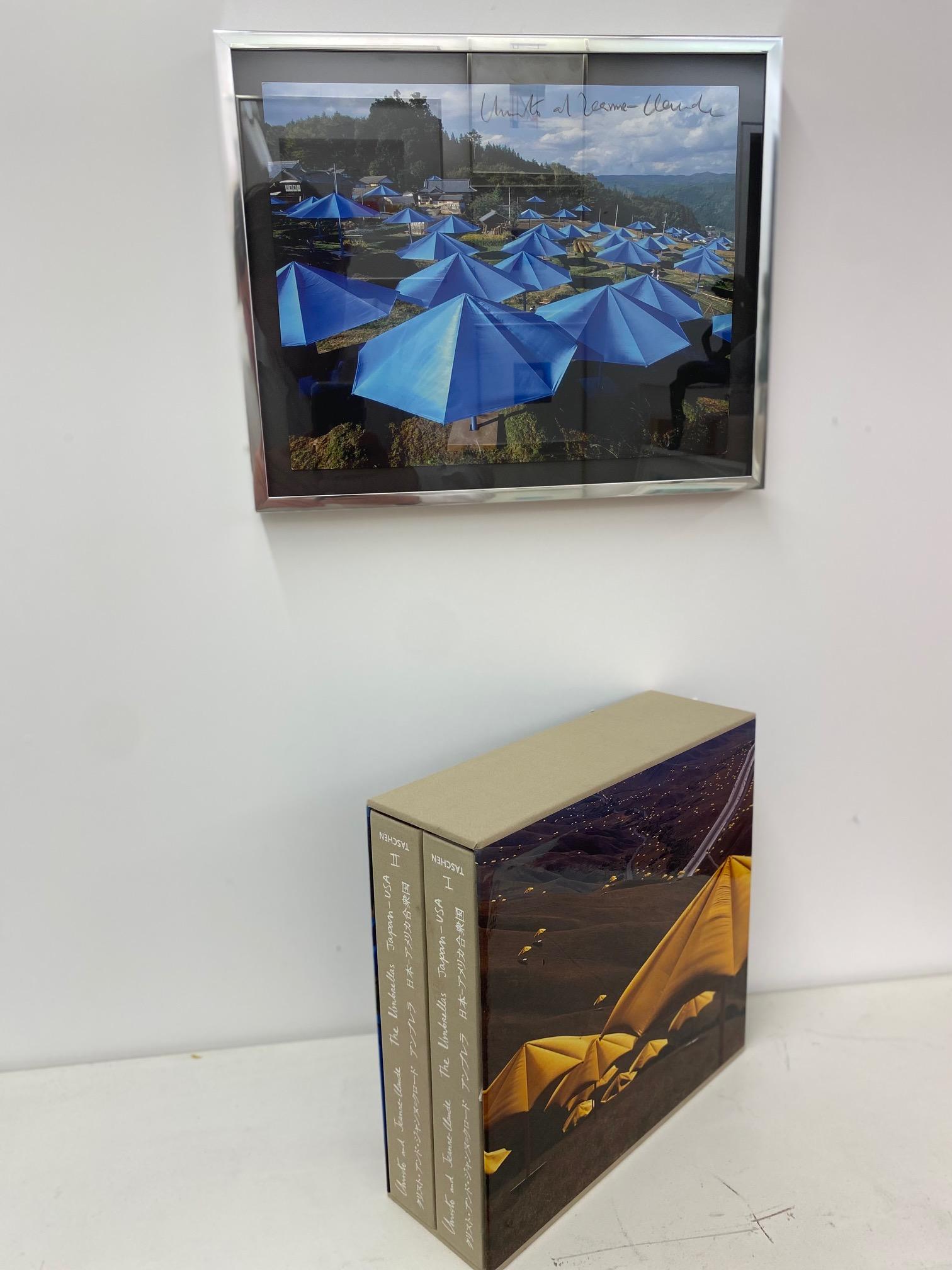 Umbrellas -original Christo modern art lithograph & signed limited-edition book For Sale 1