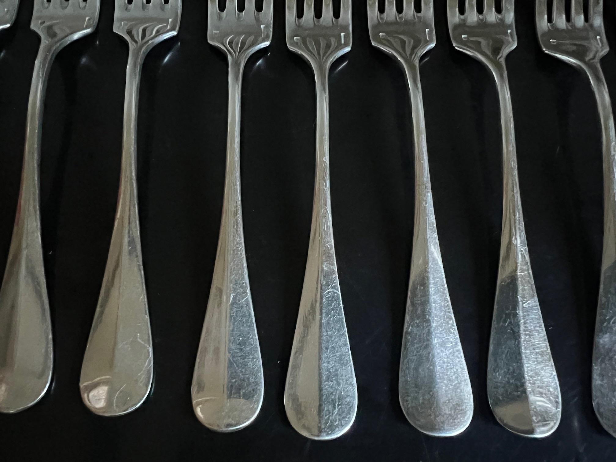 Christofle French Silverplate 24 Piece Flatware Set in Baguette Pattern For Sale 2