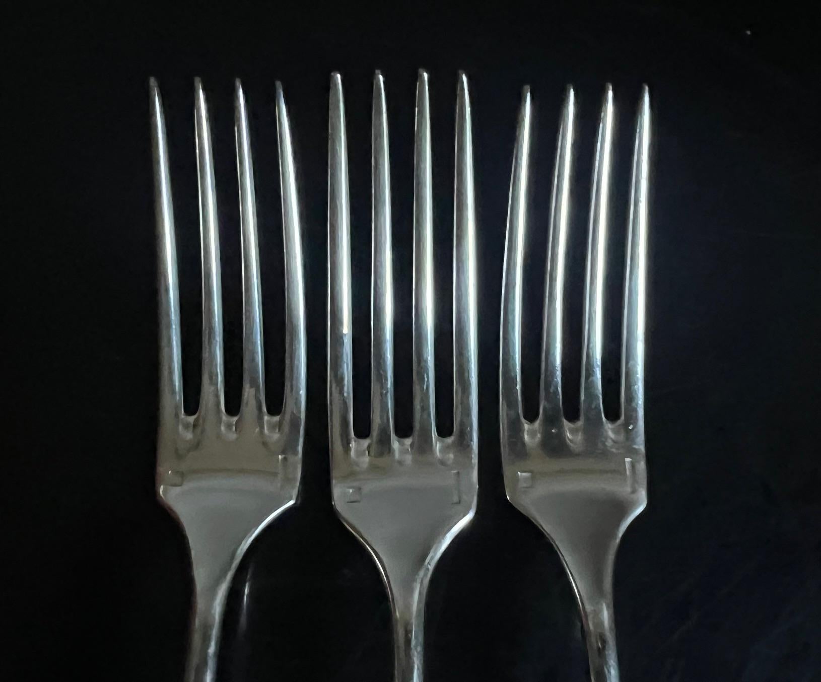 Christofle French Silverplate 24 Piece Flatware Set in Baguette Pattern For Sale 3