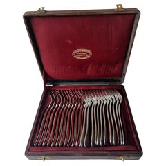 Juego de 24 cubiertos de plata francesa Christofle con diseño de baguette