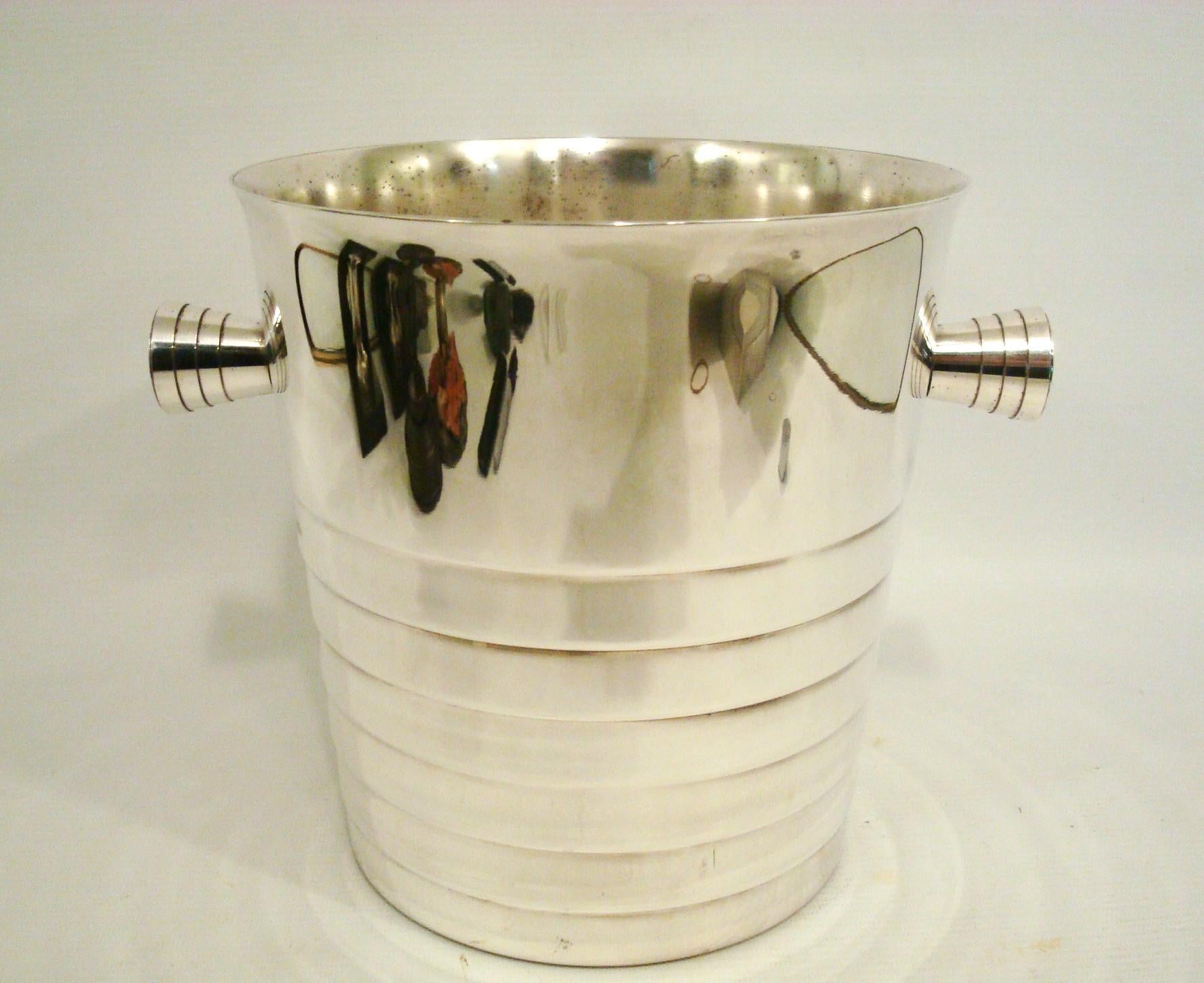 Christofle Art Deco Design Champagner, Weinkühler, Frankreich, 1980er Jahre (20. Jahrhundert) im Angebot