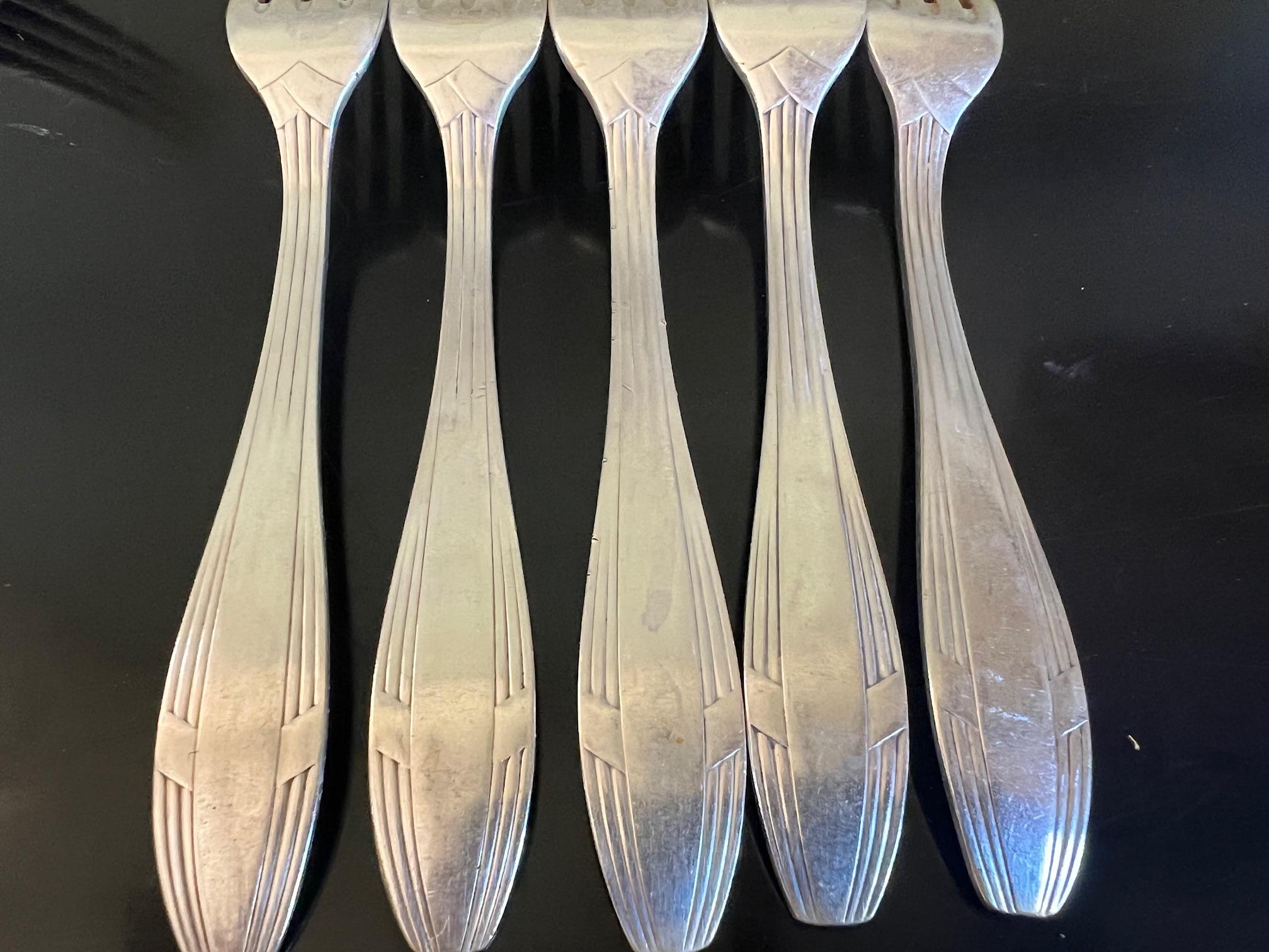 Christofle Art Deco Hotel Silver Flatware Set & Ladle, c. 1930's In Good Condition In Ross, CA