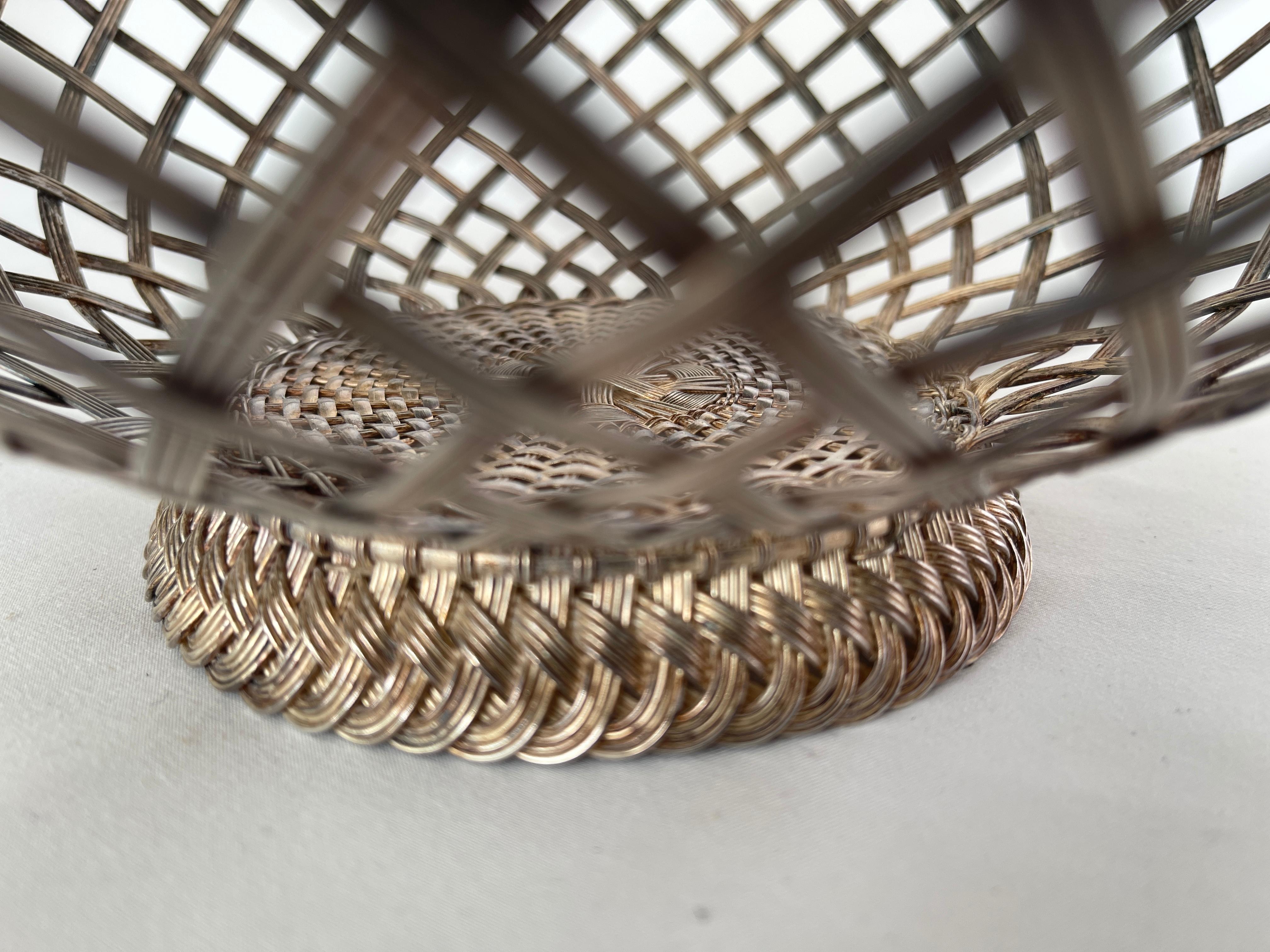 20th Century Christofle Attributed  Silver Plated Woven Metal Serving Basket Made in France