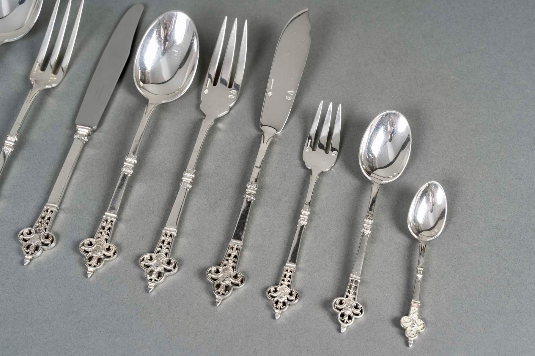 Cubertería Christofle & Cardeilhac Cubiertos Renacimiento Plata de Ley 143 Piezas siglo XX