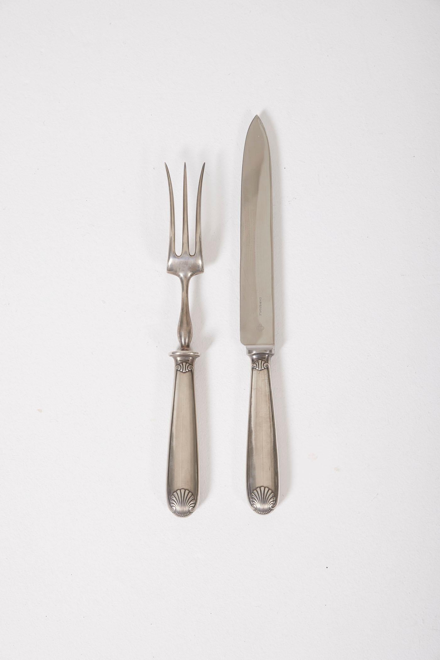 Silver-plated carving set consisting of a large fork and a large knife from Christofle. Clearly inscribed and hallmarked. Very good condition.
LP2202