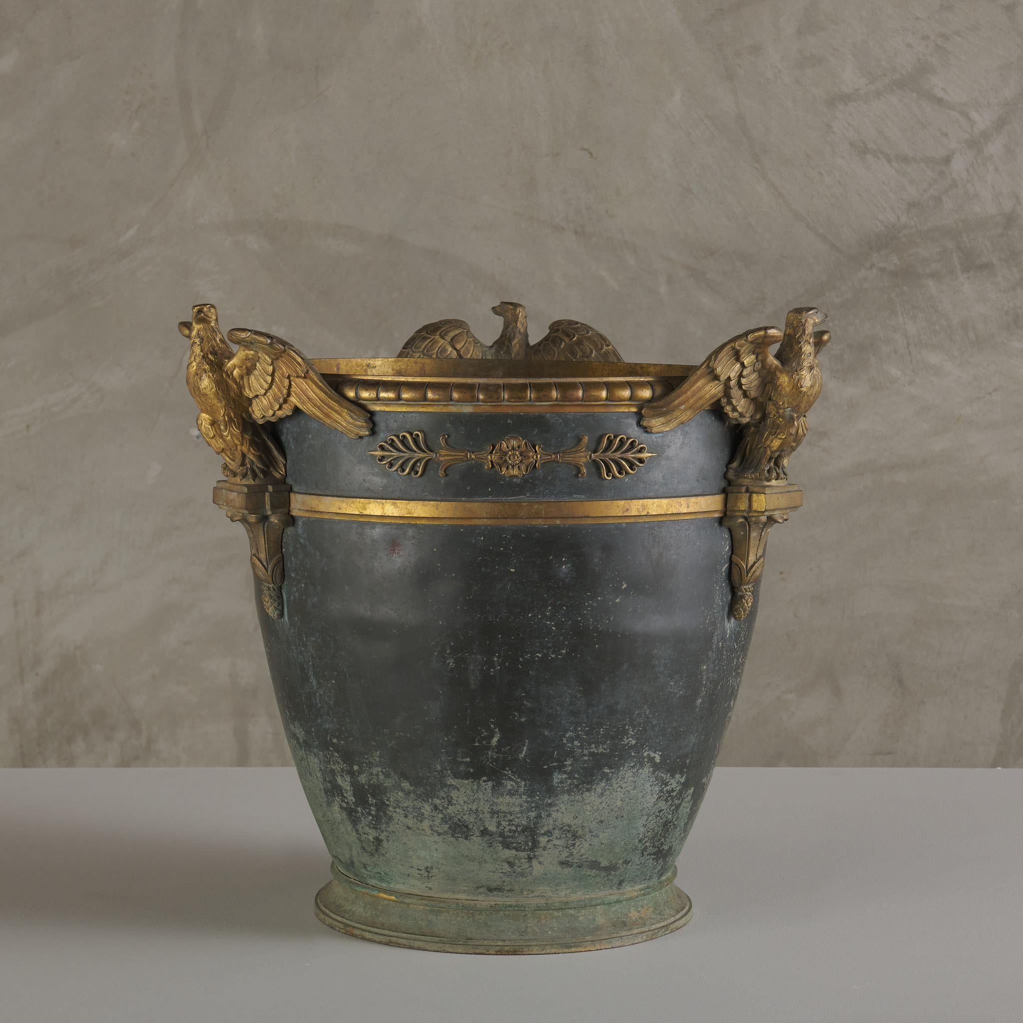 Diese Jardiniere von Chirstofle & Cie ist wirklich wunderschön.
