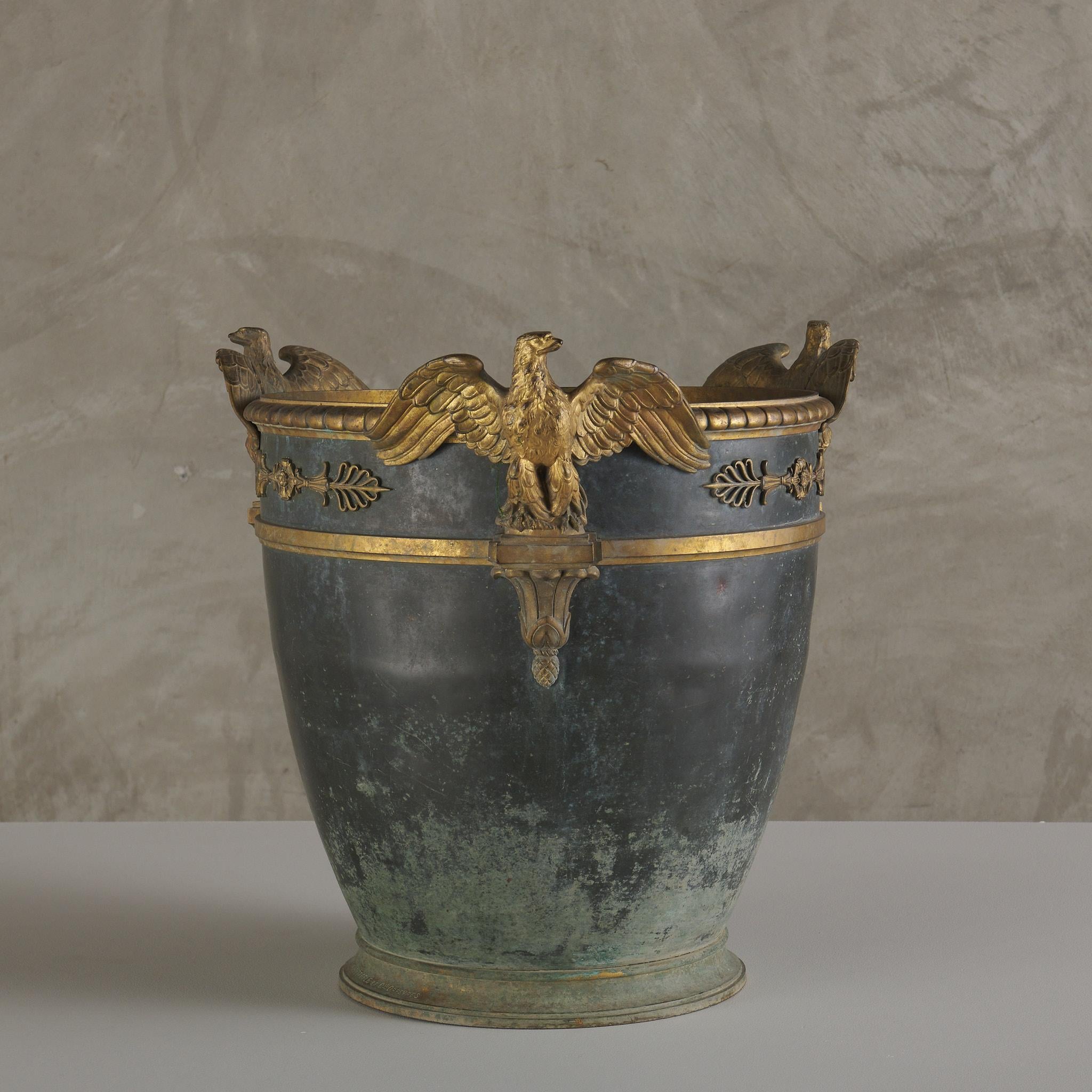 Christofle & Cie Parcel Vergoldete und patinierte Jardiniere, Paris, 19. (Französisch) im Angebot