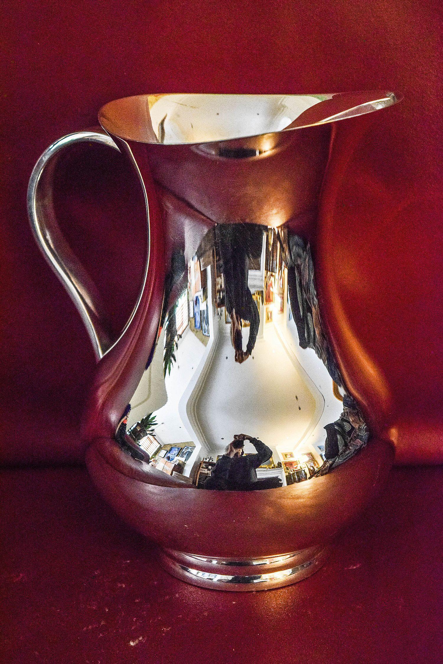 Christofle Elegant Silver Plated water Jug signed and stamped.. For Sale 2