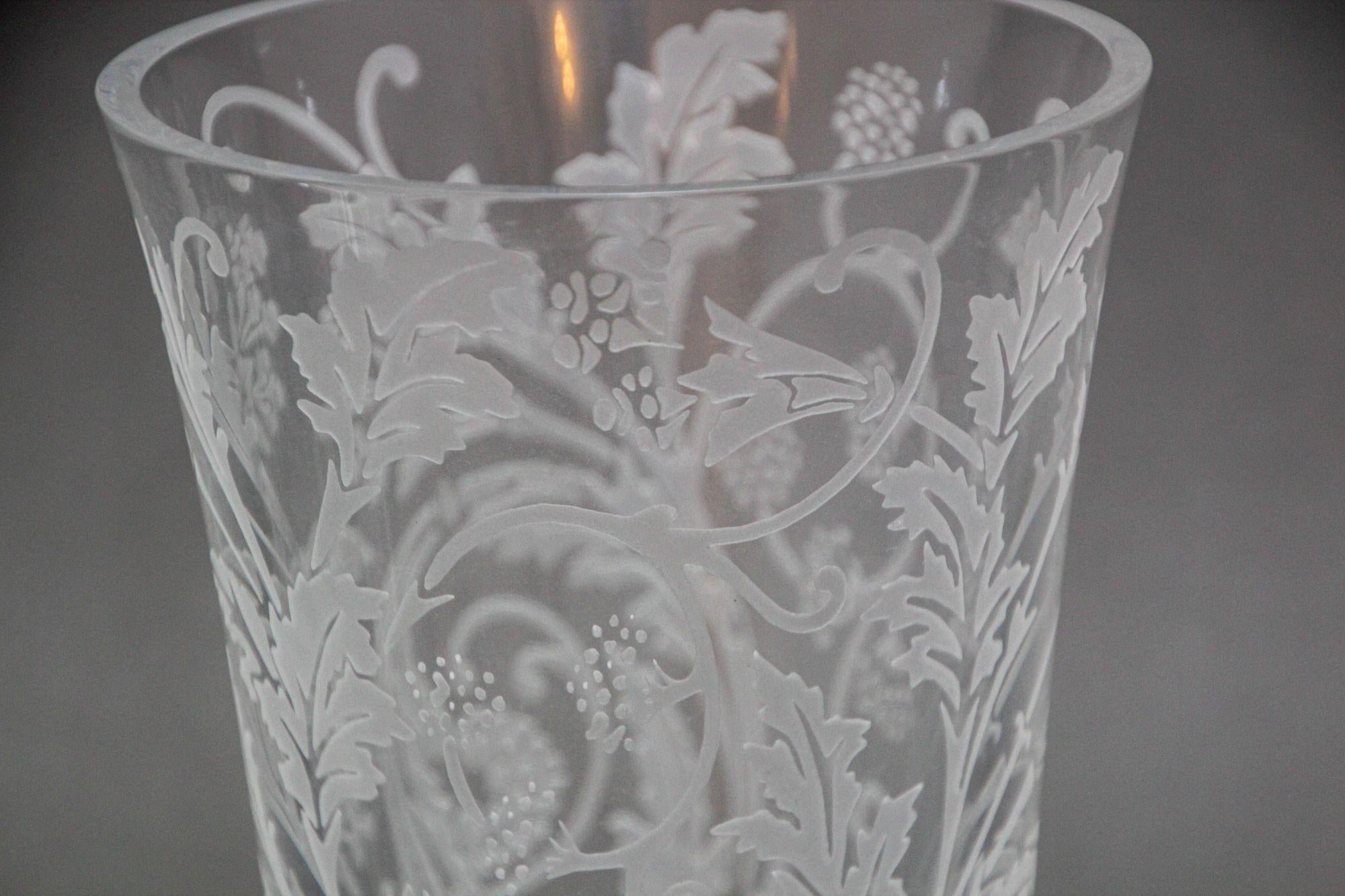 Provincial français Christofle France Marly Orangerie vase filigrane floral gravé à la main
