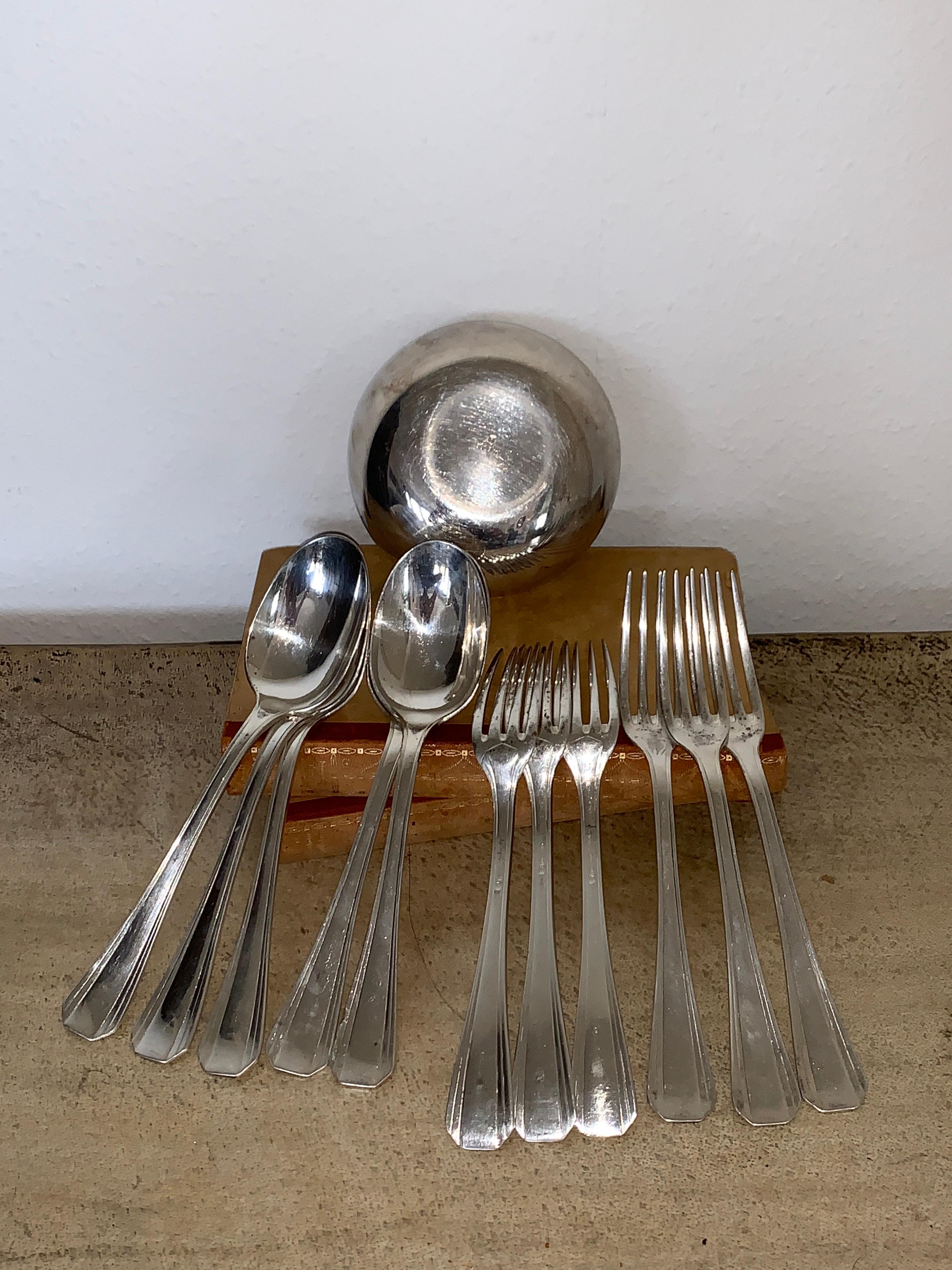 Hand-Carved Christofle France Sterling Silver Art Deco Forks , Spoons and Bowl Set 