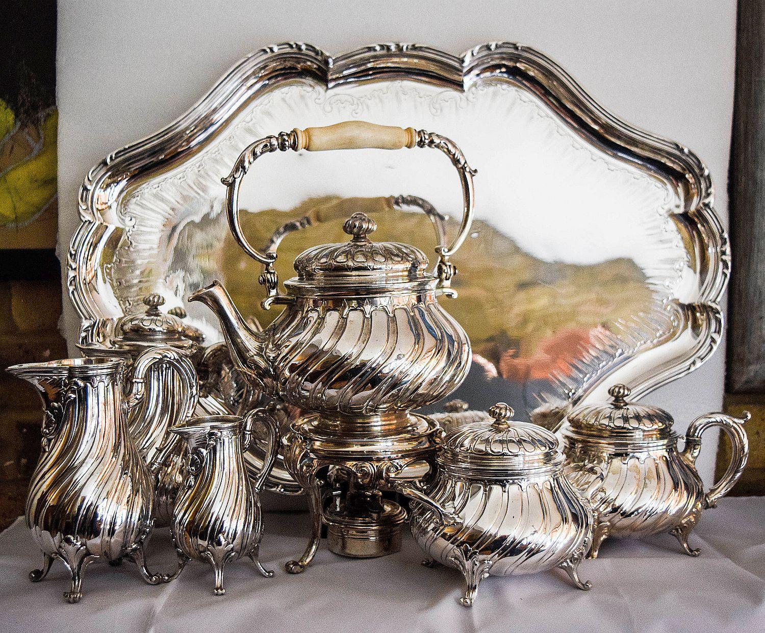 Christofle French Paris  Museum quality 7 piece tea and coffee set silver plated For Sale 8