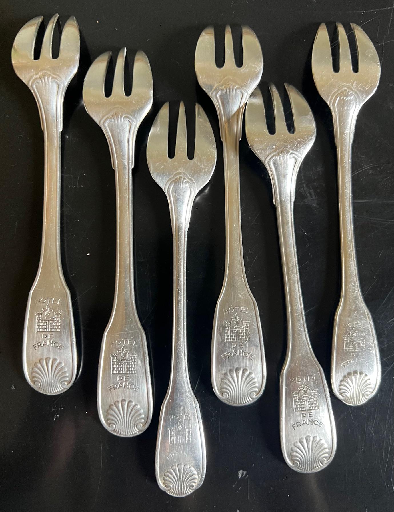 Christofle French Silverplate Hotel De France Oyster Forks- Set of 6 For Sale 7