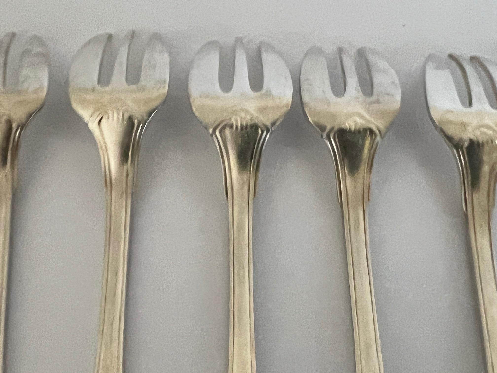 Christofle French Silverplate Hotel De France Oyster Forks- Set of 6 In Good Condition For Sale In Ross, CA